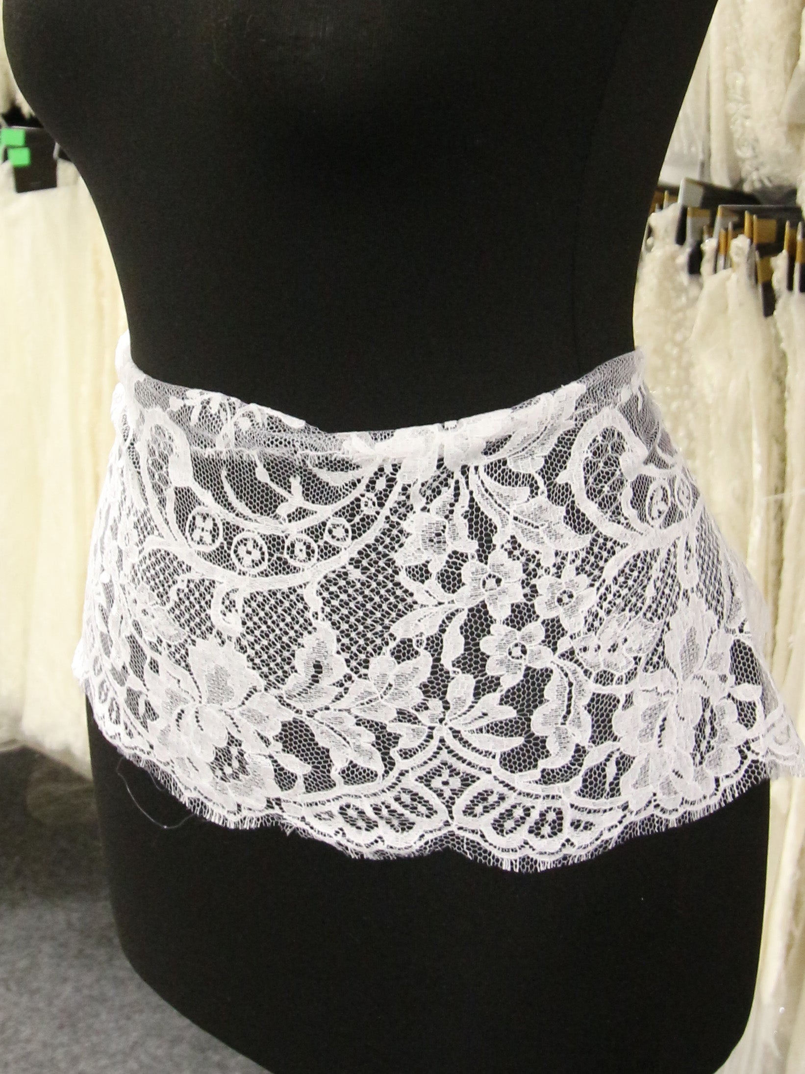 White Chantilly Lace Trim - Kate