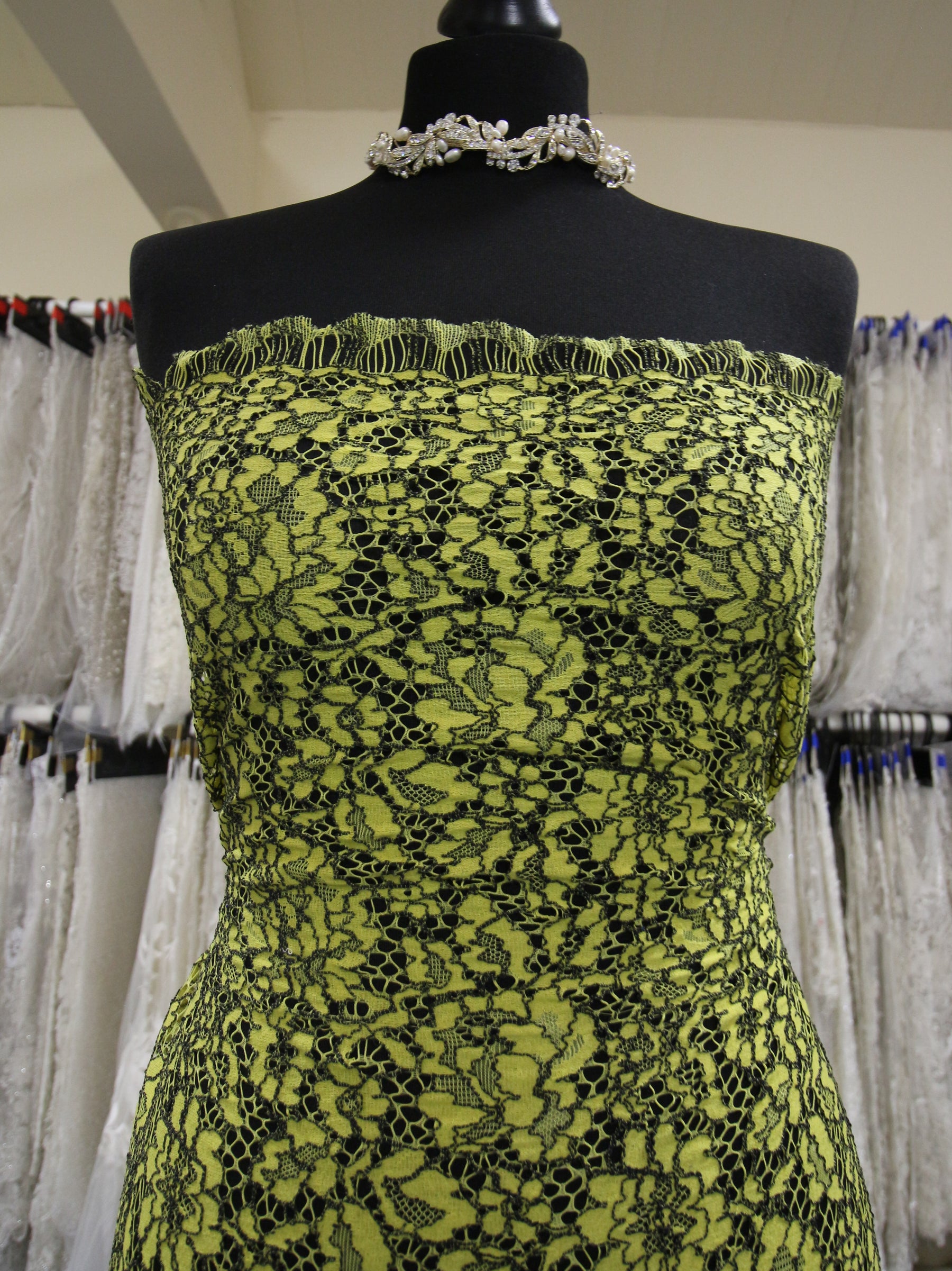 Yellow & Black Lace - Angela