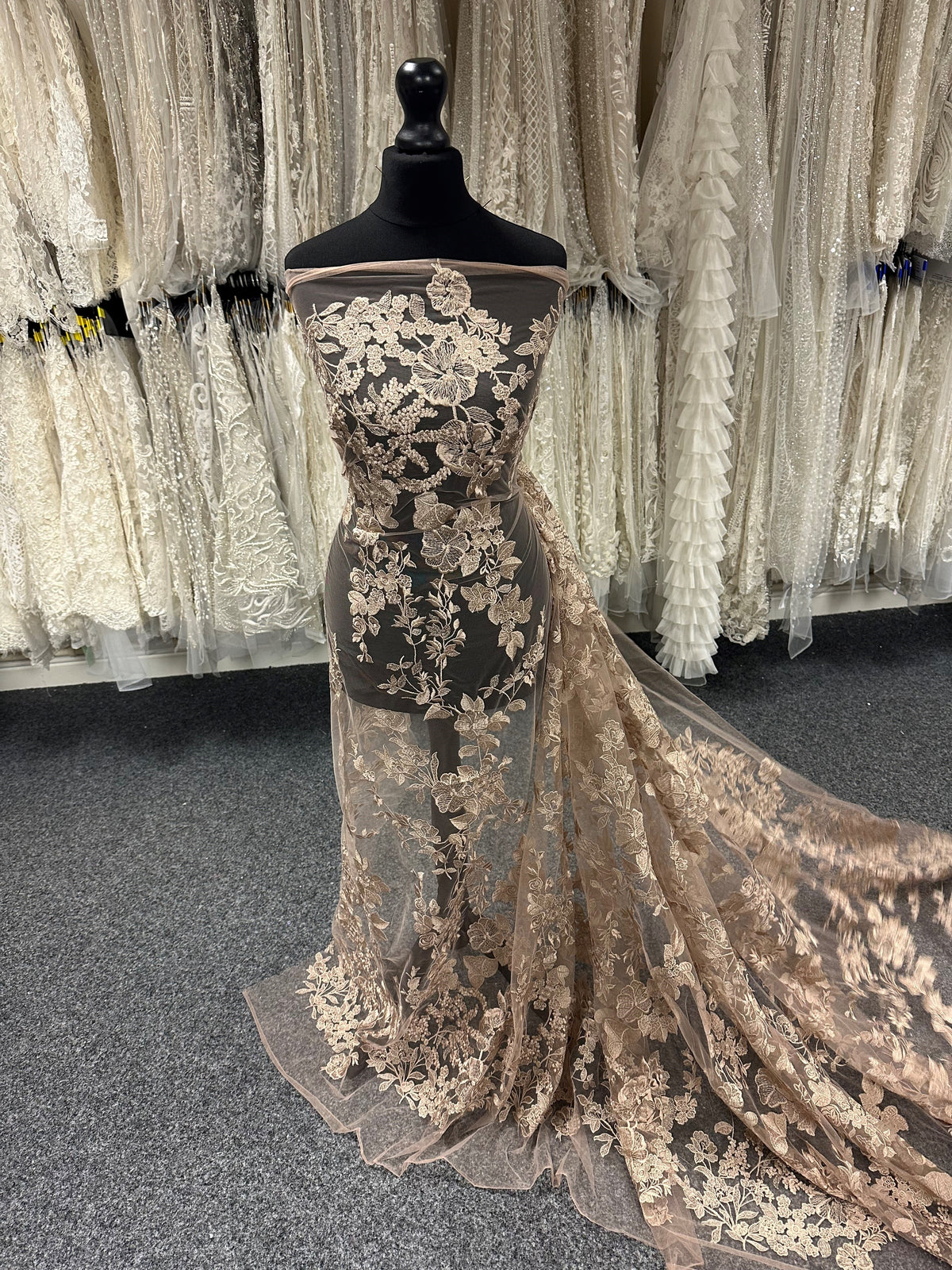 Caramel Embroidery Lace - Garbo