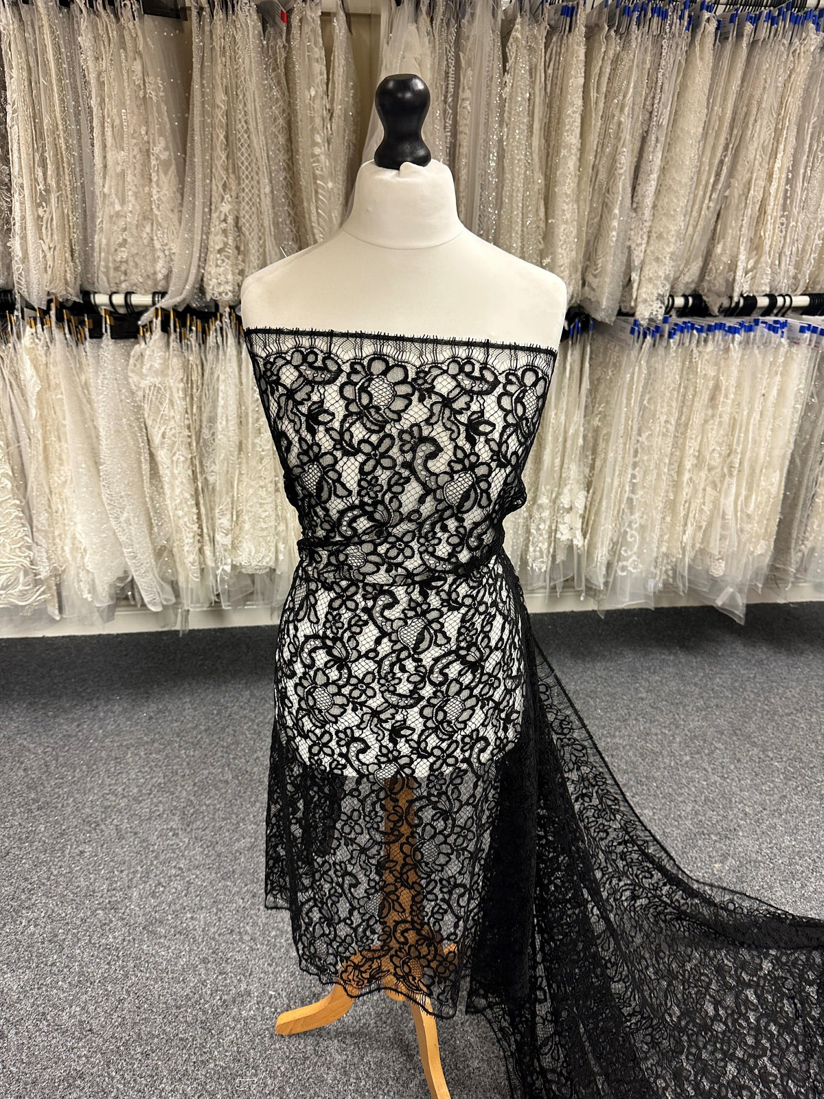 Black Chantilly Lace - Tica