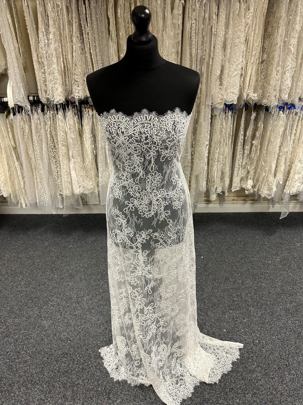 Ivory Embroidered Lace -  Potentia
