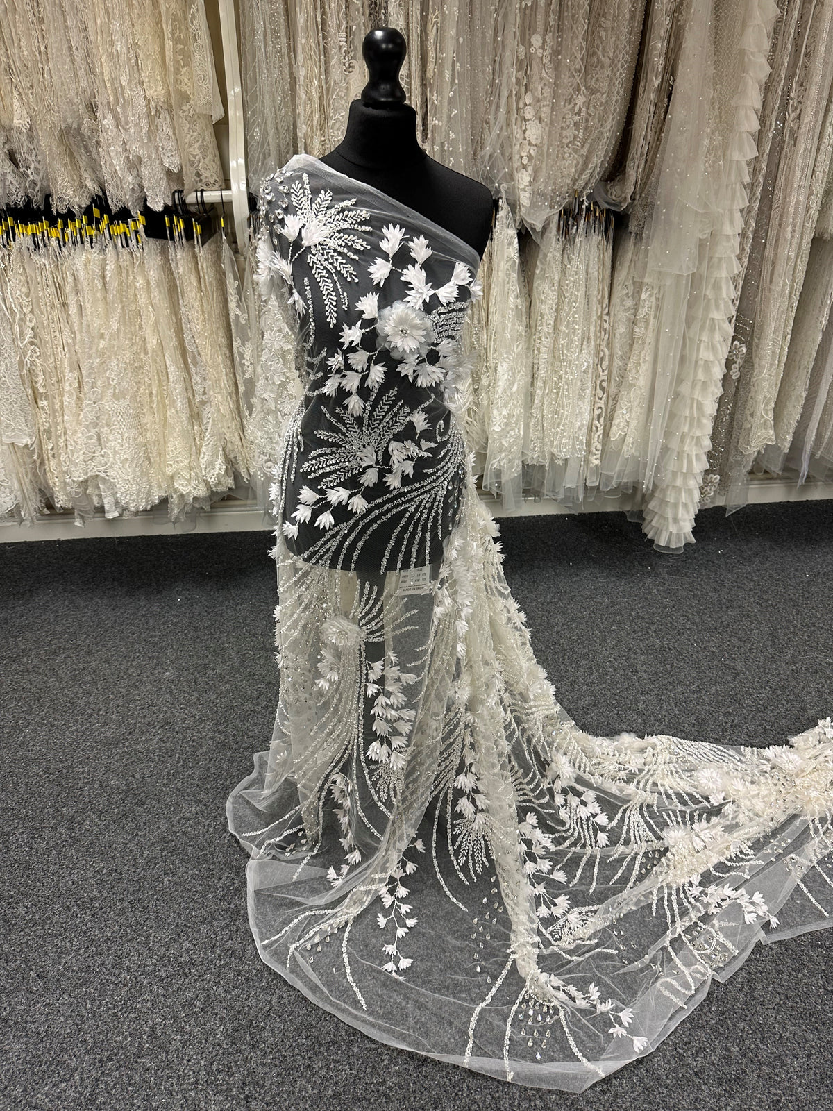 Ivory 3D Bridal Lace - Winnifred