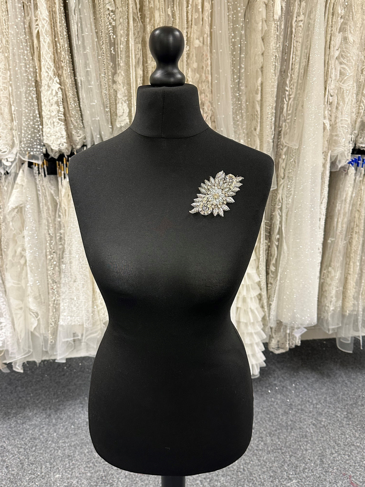 Crystal Embroidery - Equilibrium