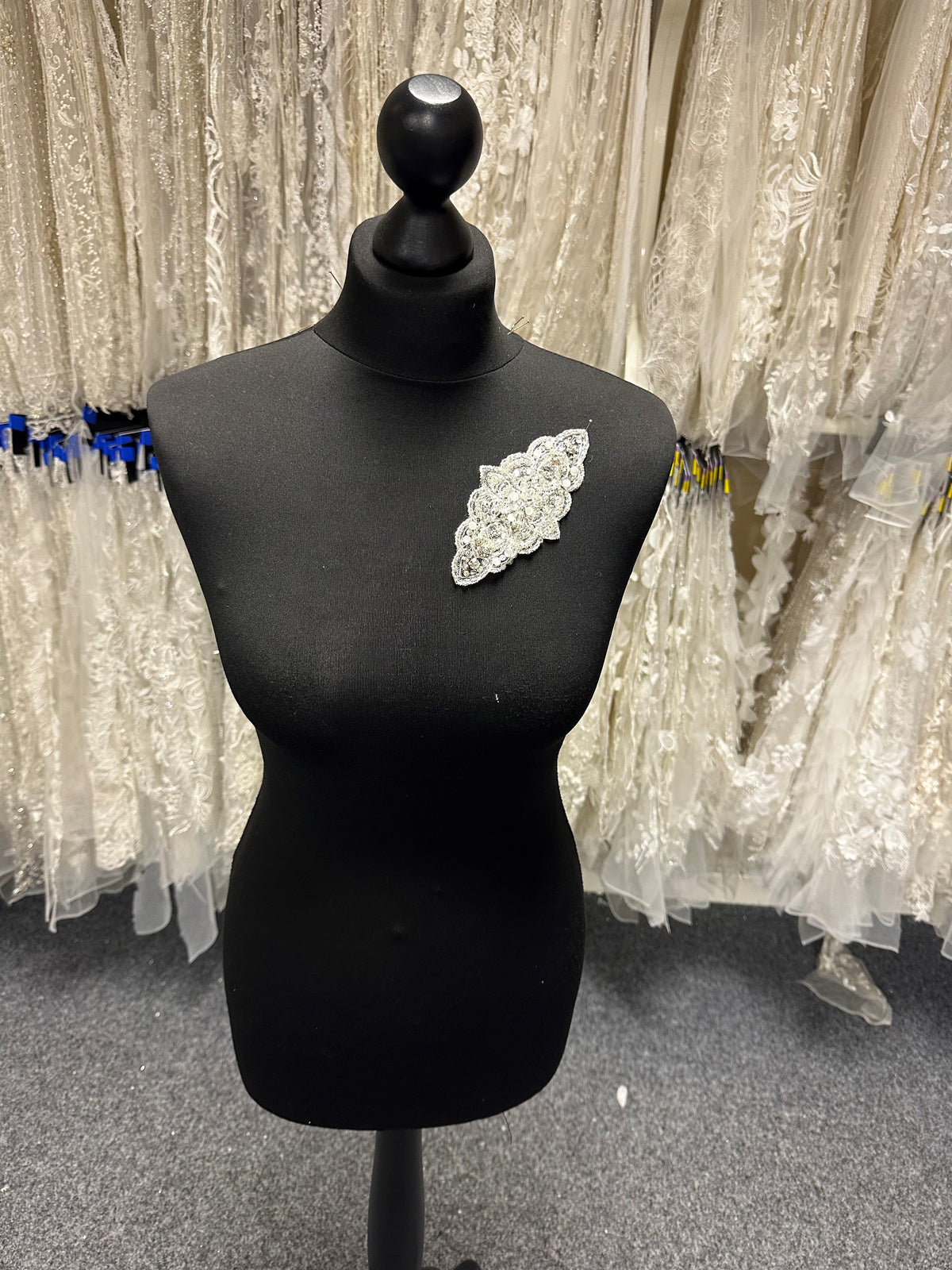 Crystal Embroidery - Fanfare