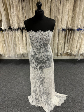 Ivory Embroidered Lace -  Potentia
