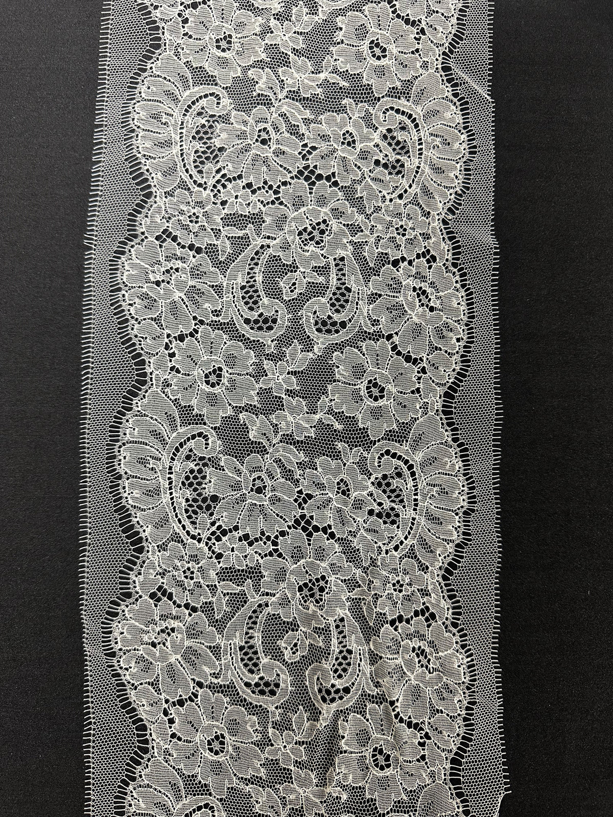 Ivory Chantilly Lace Trim - Diallo