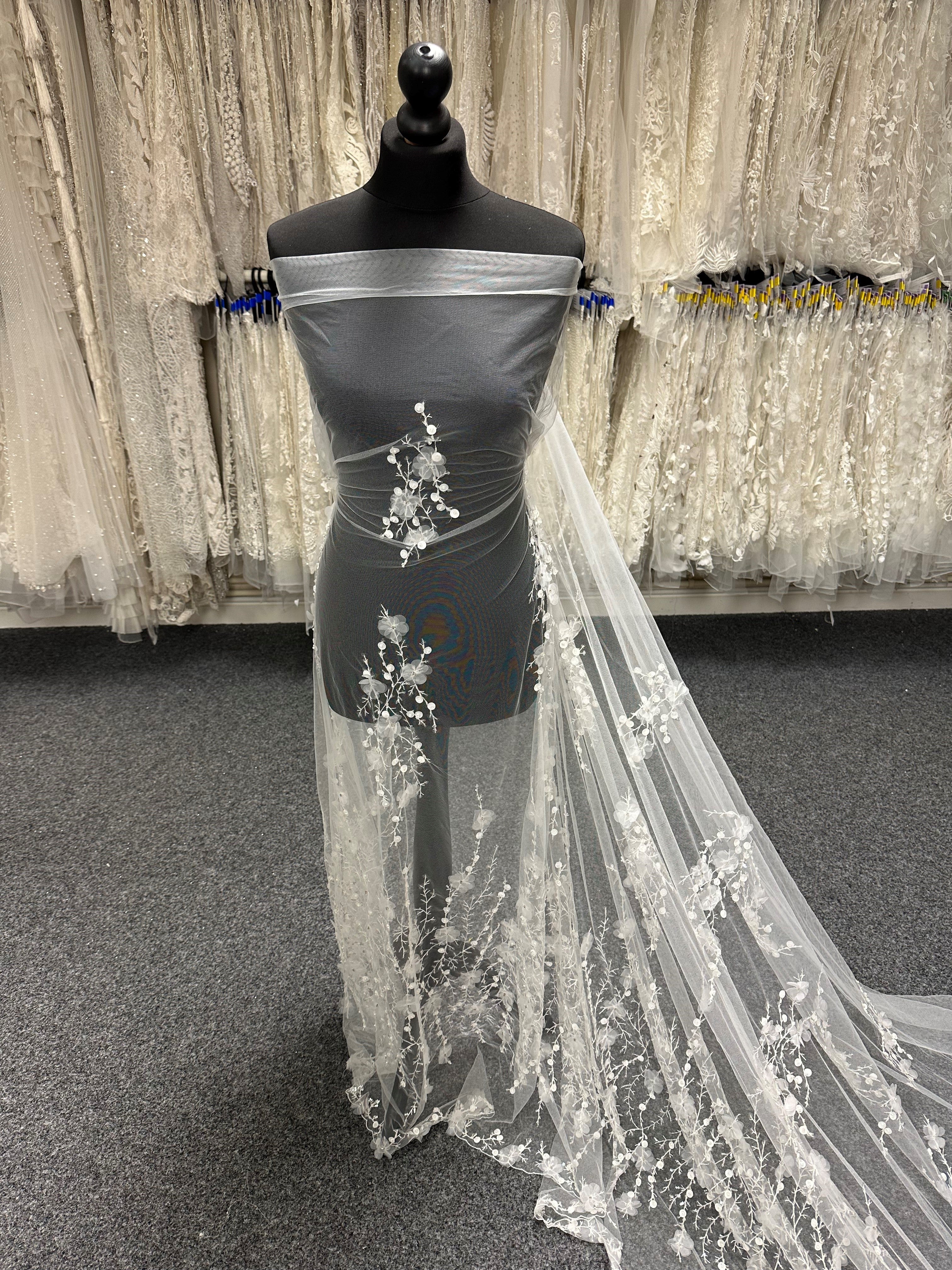 Ivory Beaded Lace – Lamar