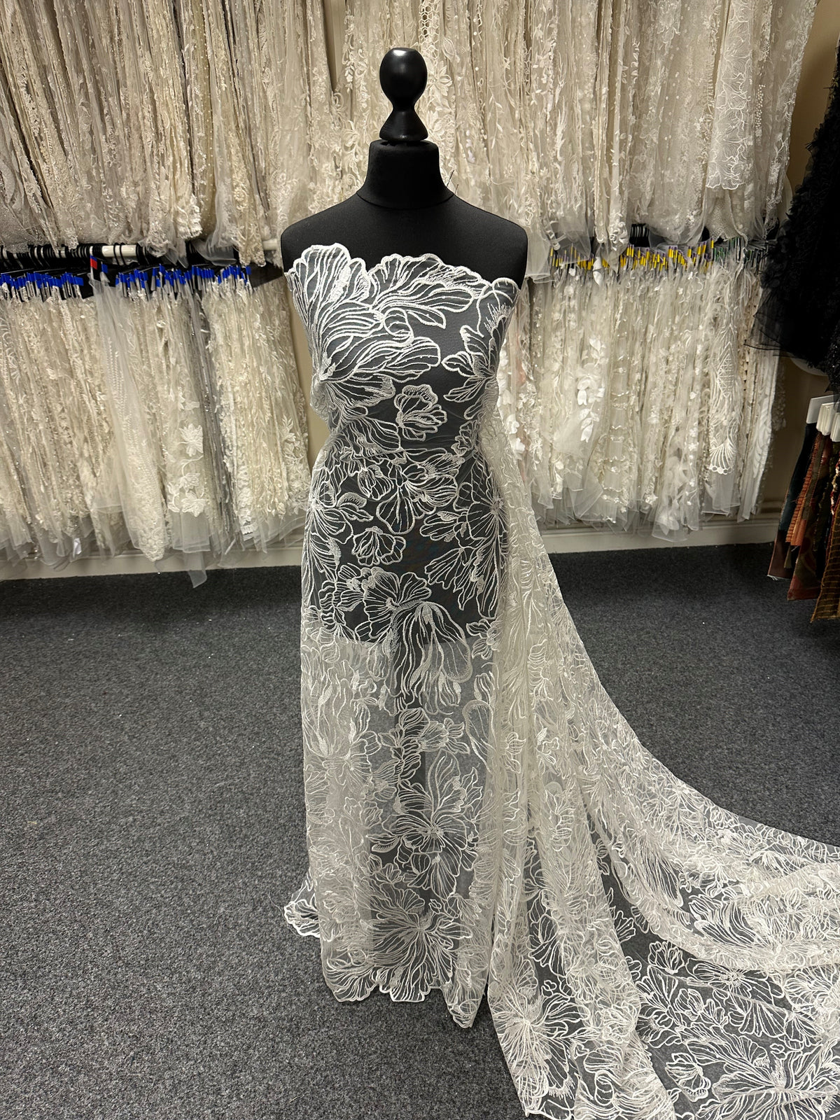 Ivory Embroidered Lace - Cosette