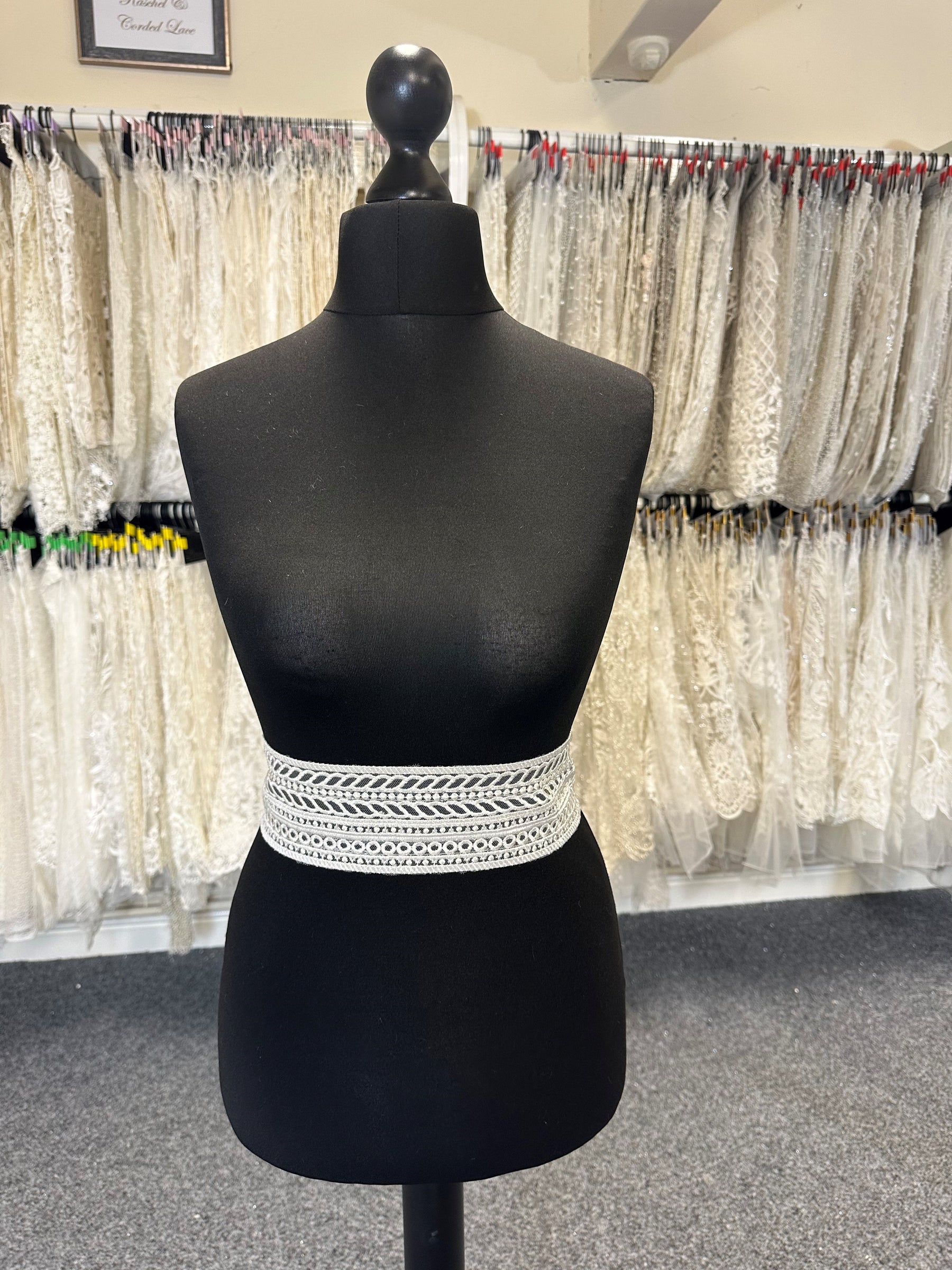 Ivory Sequinned Embroidery Trim - Chardonnay