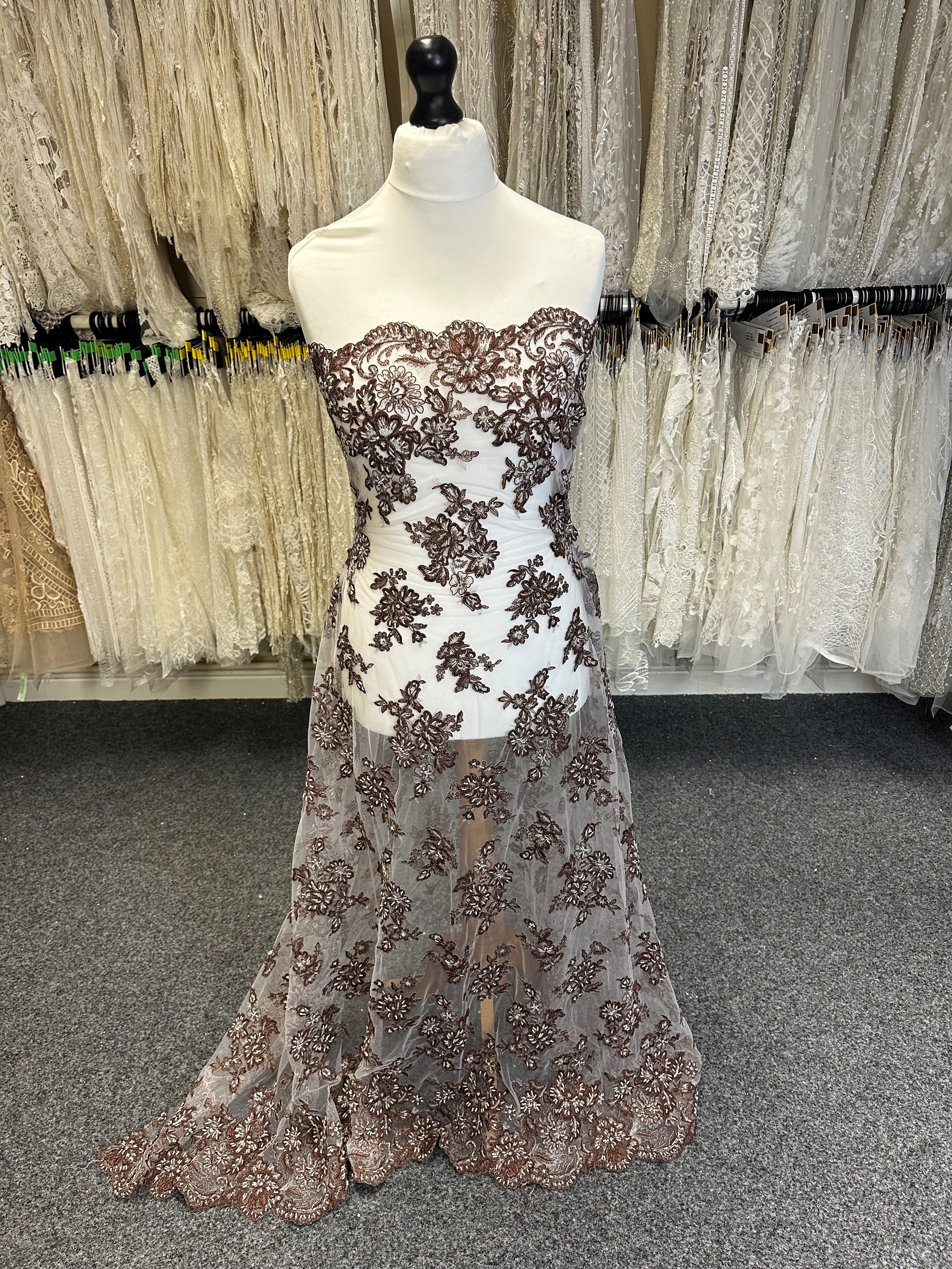 LACE　VICTORIA AND  MUSEUM Espresso Brown Lace - Victoria