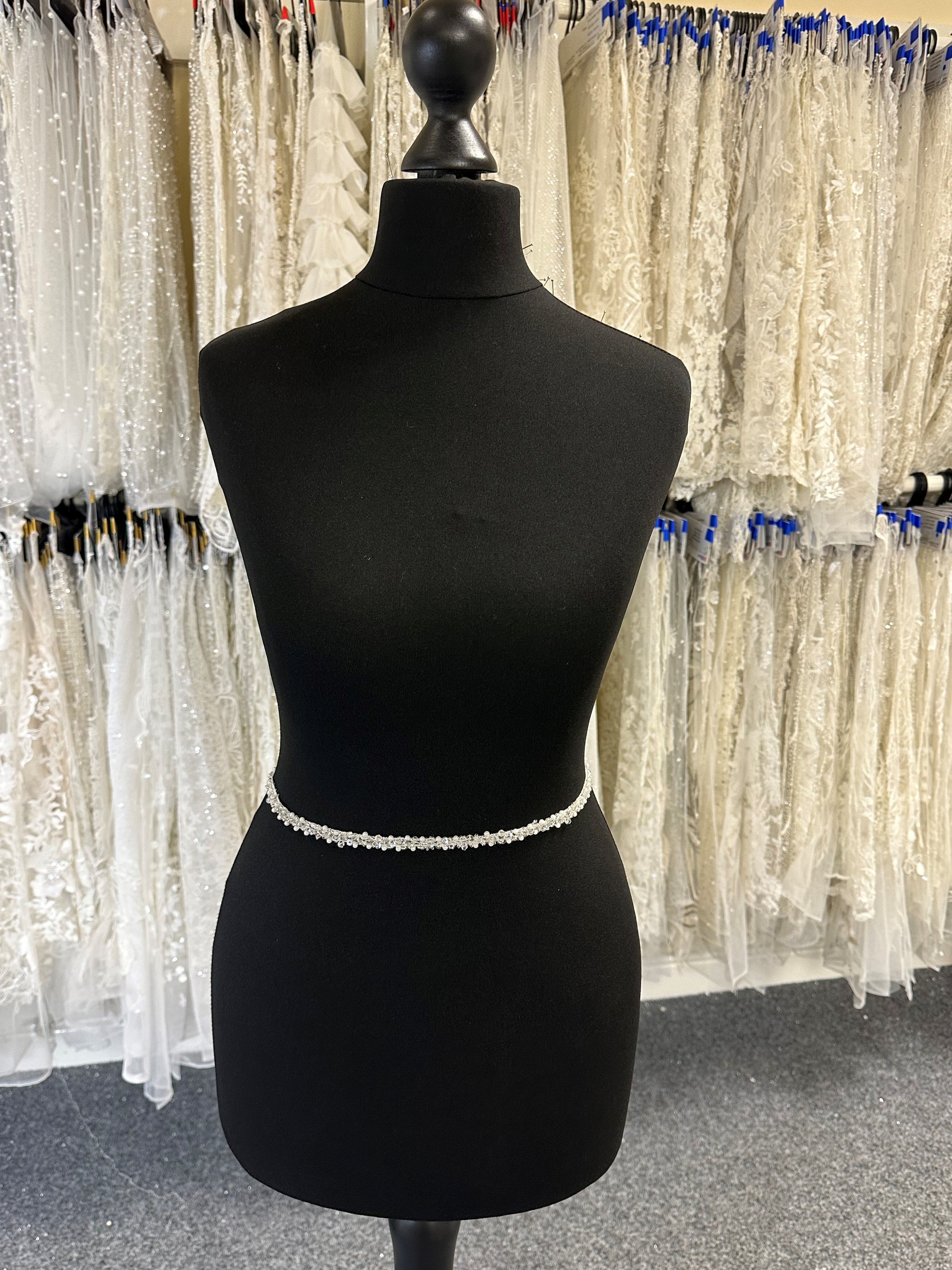 Ivory Beaded Dress Trim - New York (T572) Ivory Beaded Dress Trim - New York (T572)