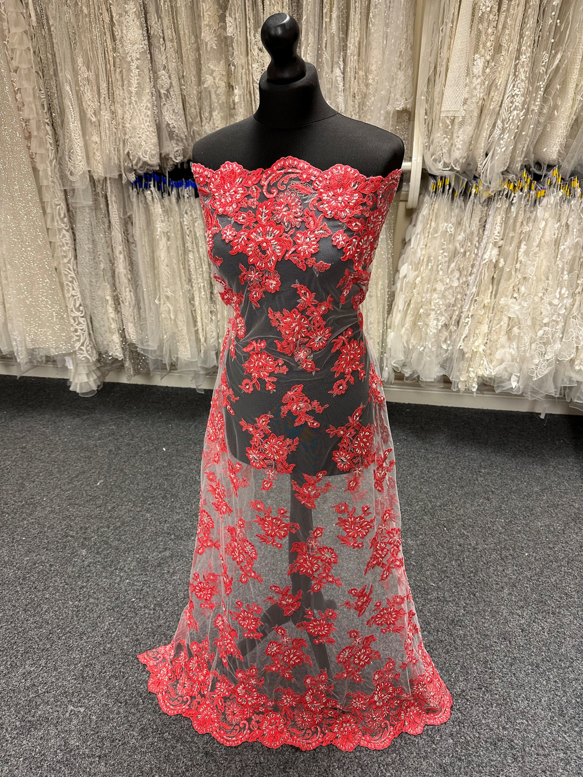 Tulip Red Lace - Victoria