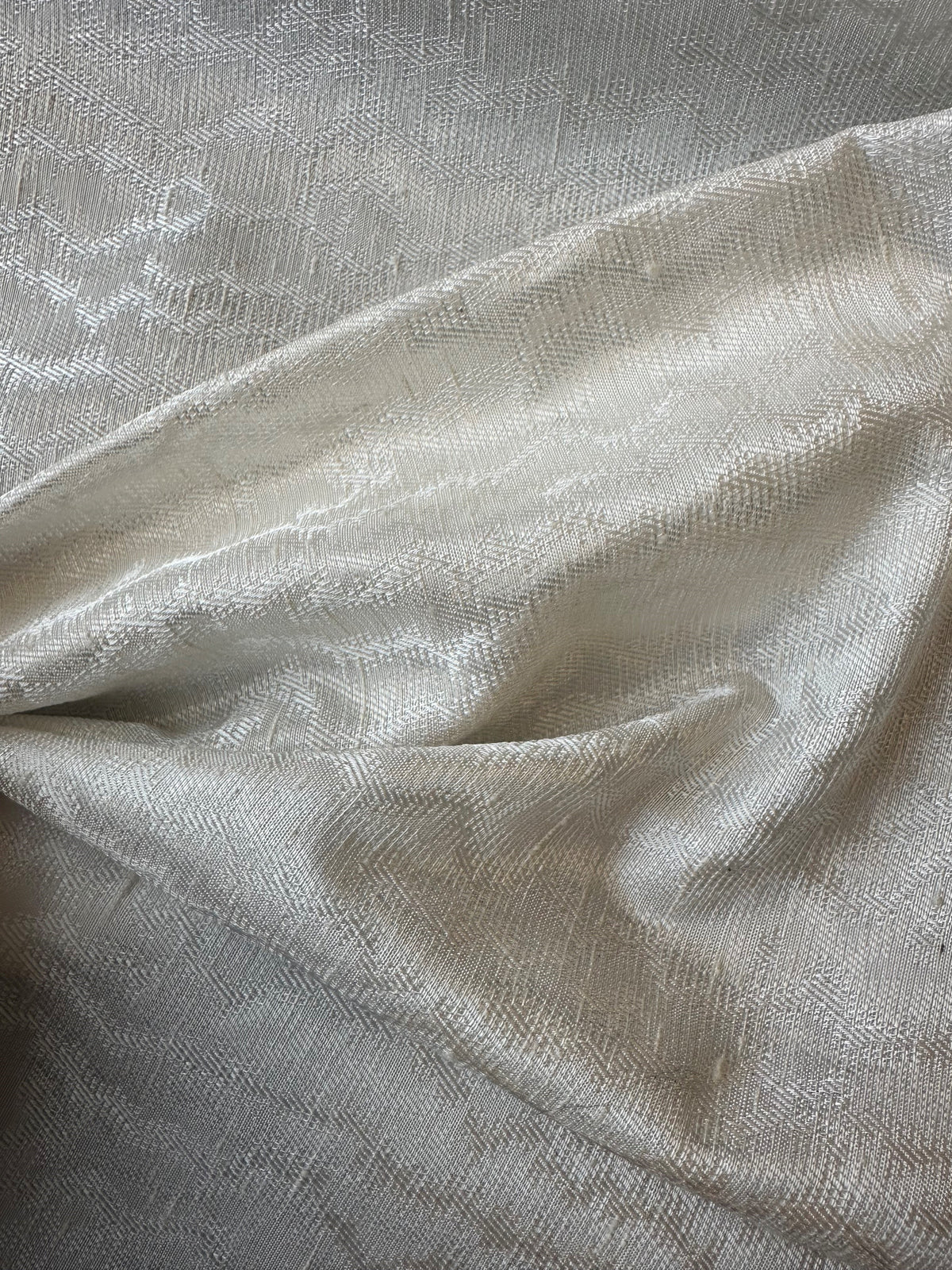 Ivory Moiré Brocade - Shangri La