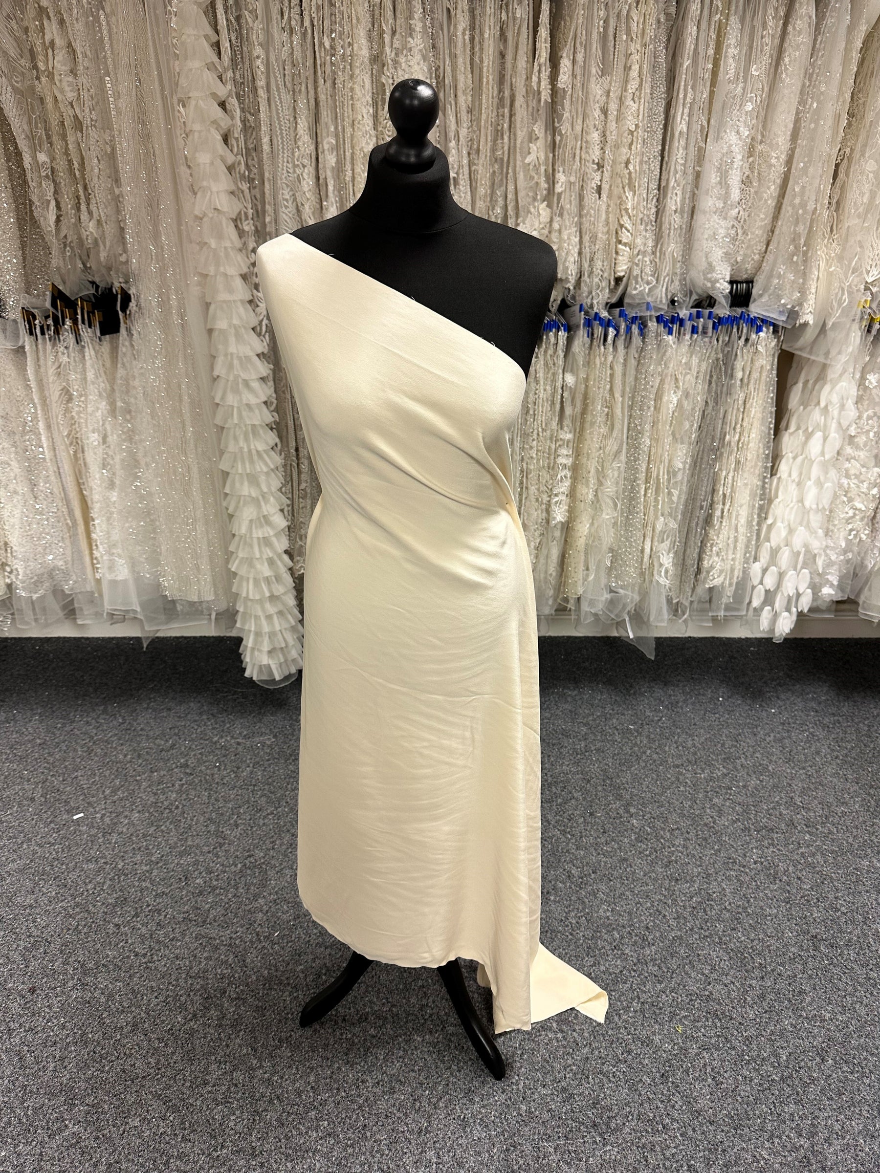 Cream Silk Double Crepe - Temptation