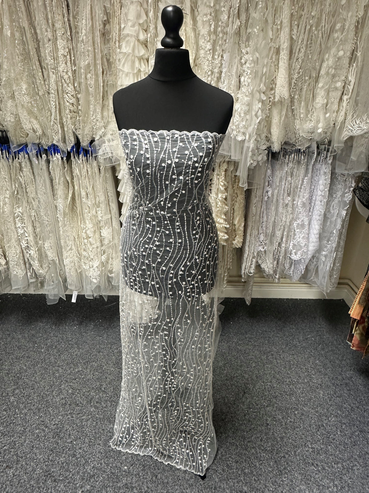 Ivory Sequinned Embroidery Lace - Ballencia