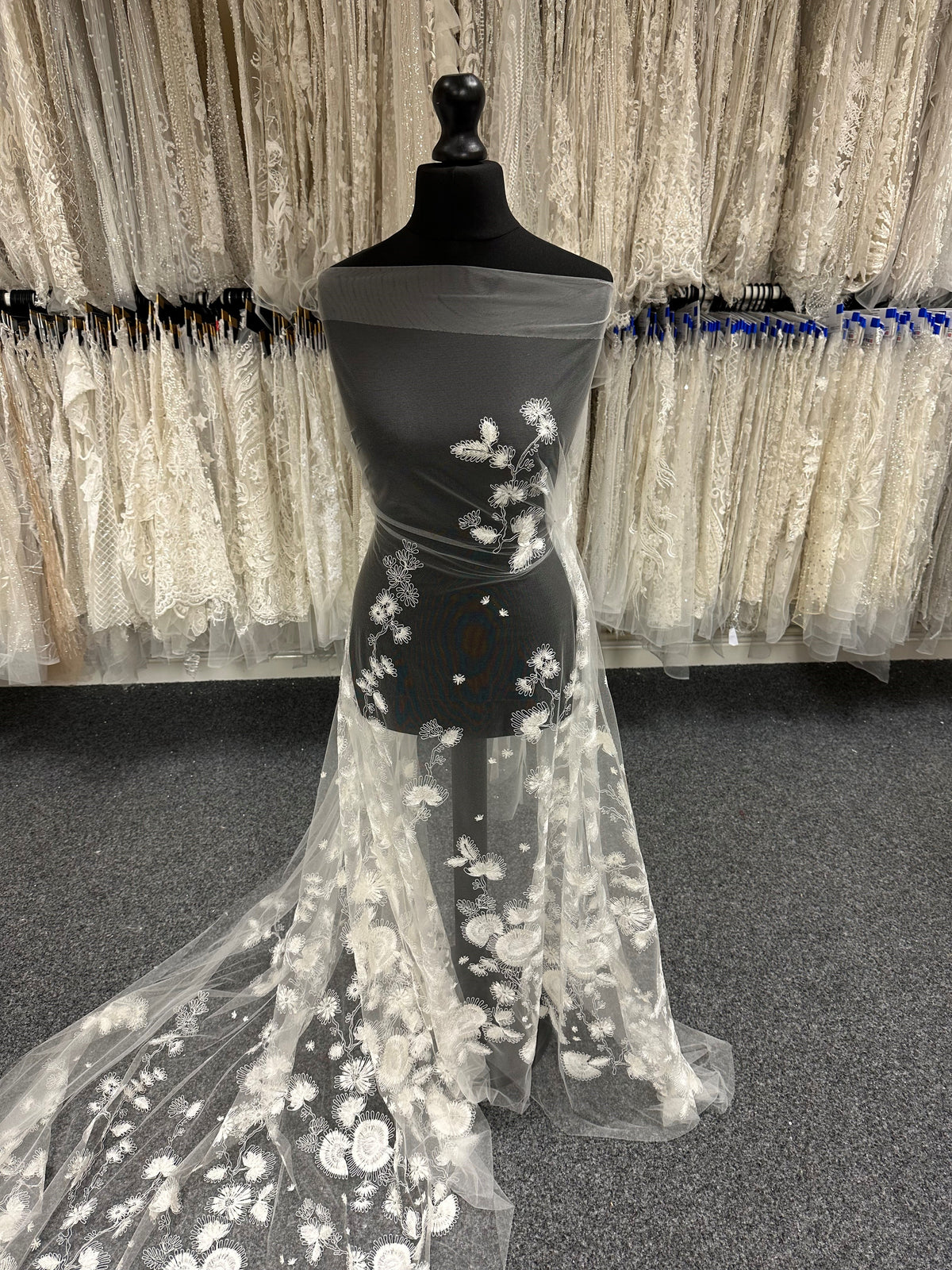 Ivory Italian Embroidered Lace - Koda