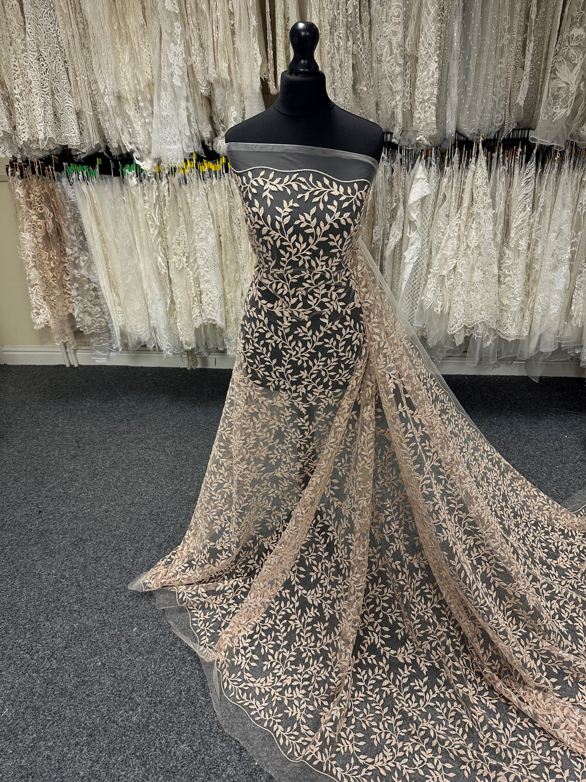 Nude Glitter Lace - Simeon