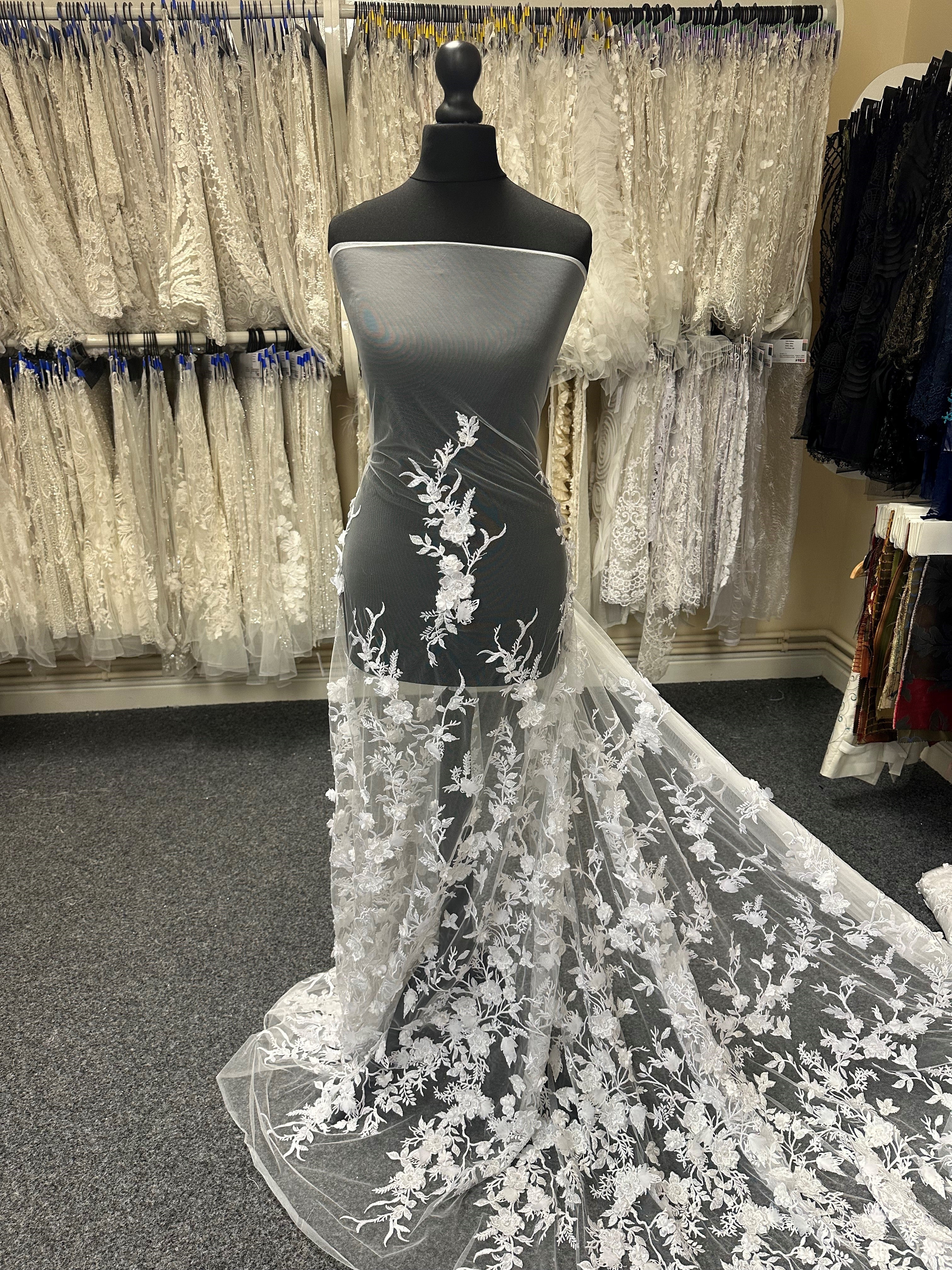 white lace embroidered dress 3D Sample 05/11/2026 Play free Winx Club US Child Size:child-2 Natural 7
