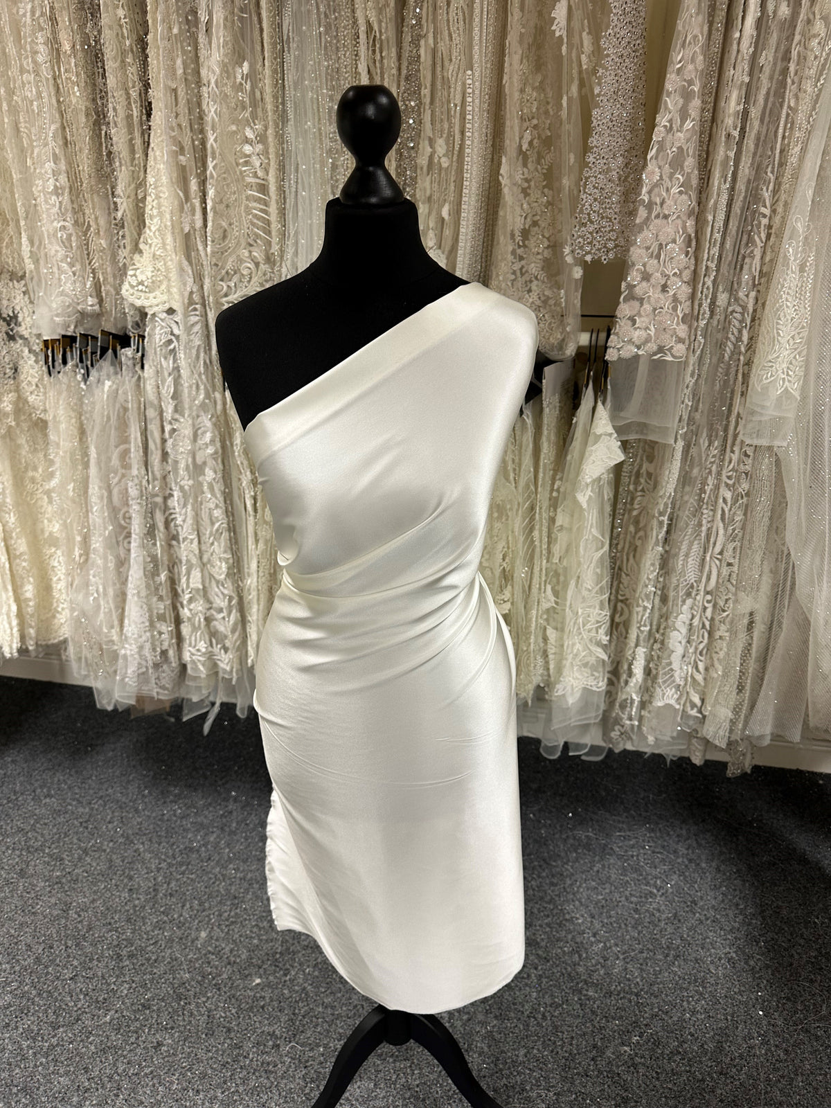 Ivory Silk Stretch Satin - Elasticity