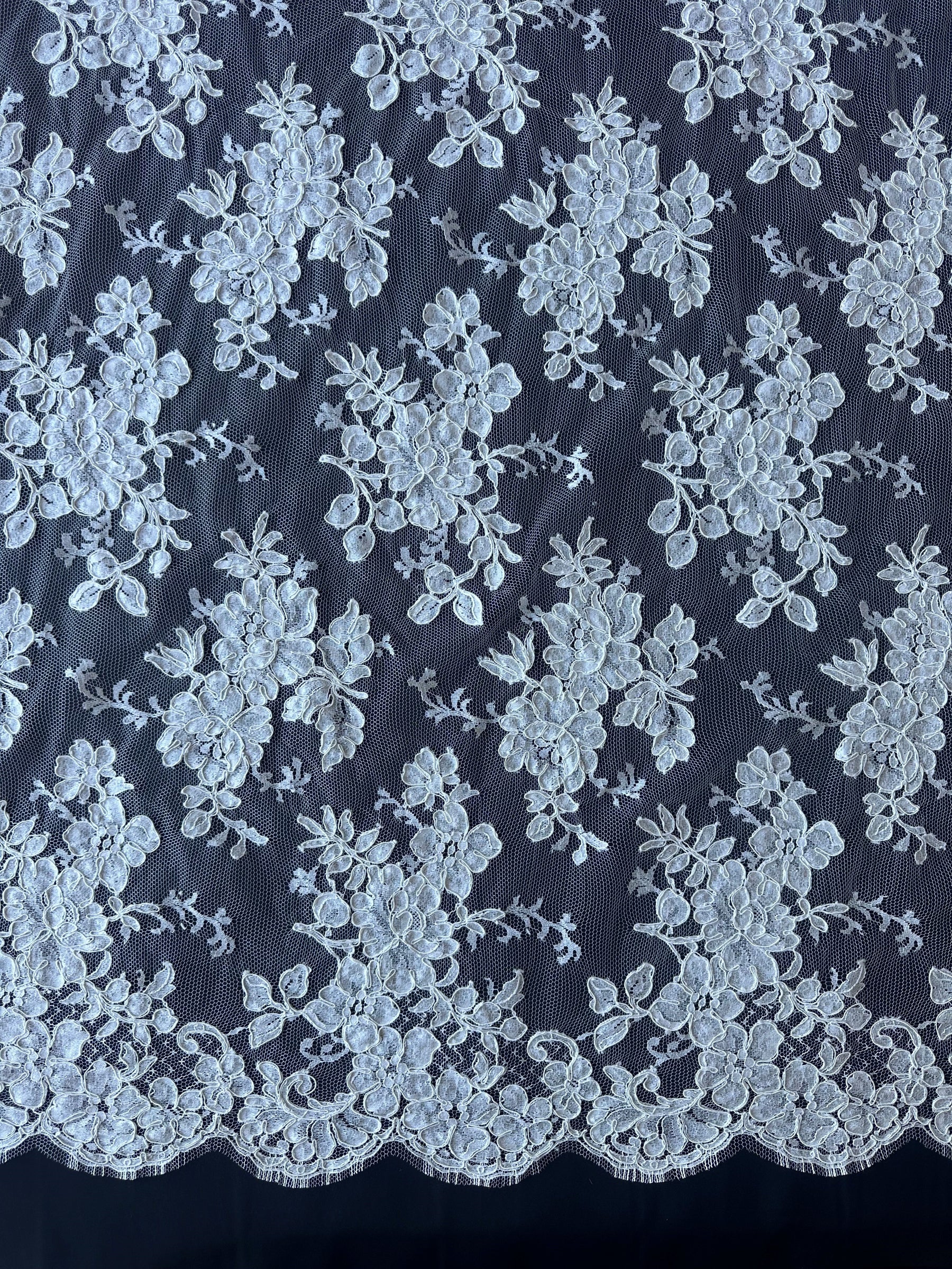 Ivory Corded Chantilly Lace - Rio