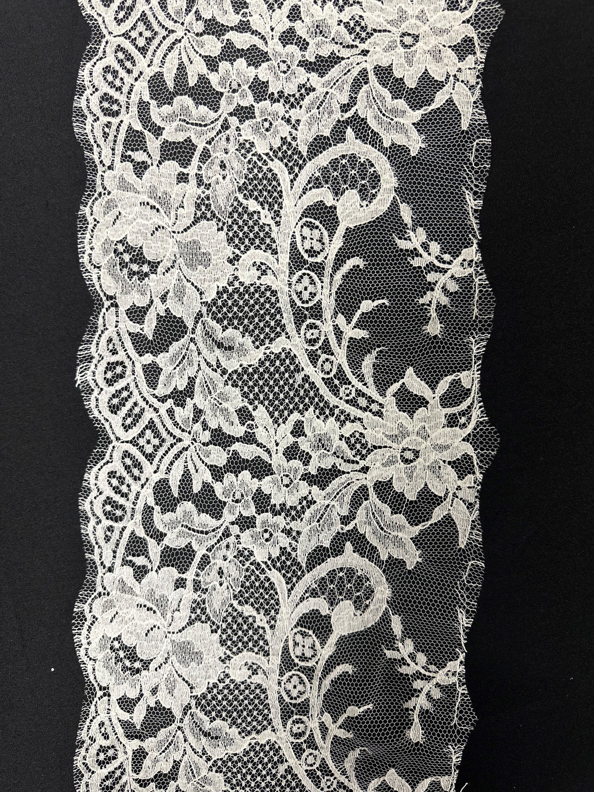 Ivory Eco Chantilly Lace Trim - Aveta