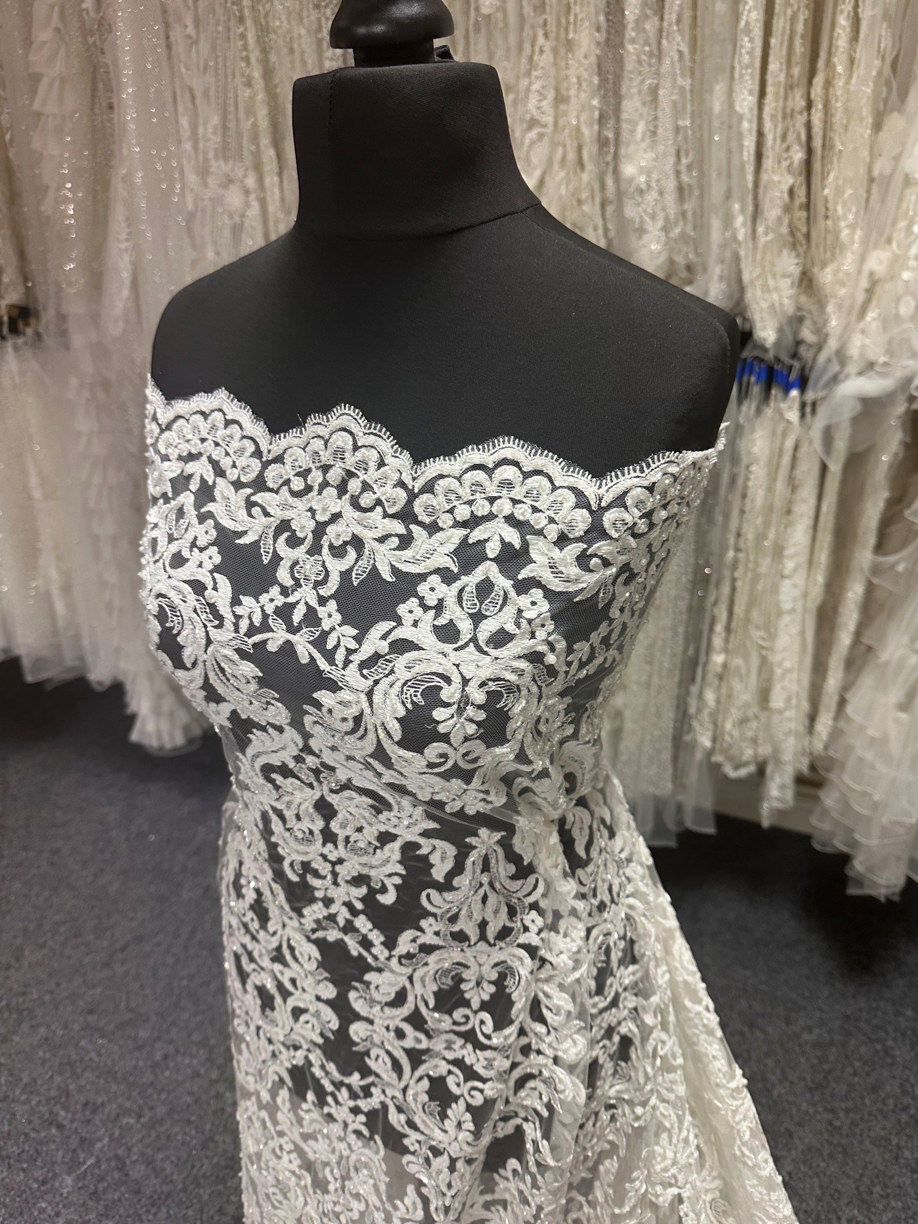 Ivory Beaded Lace – Ava