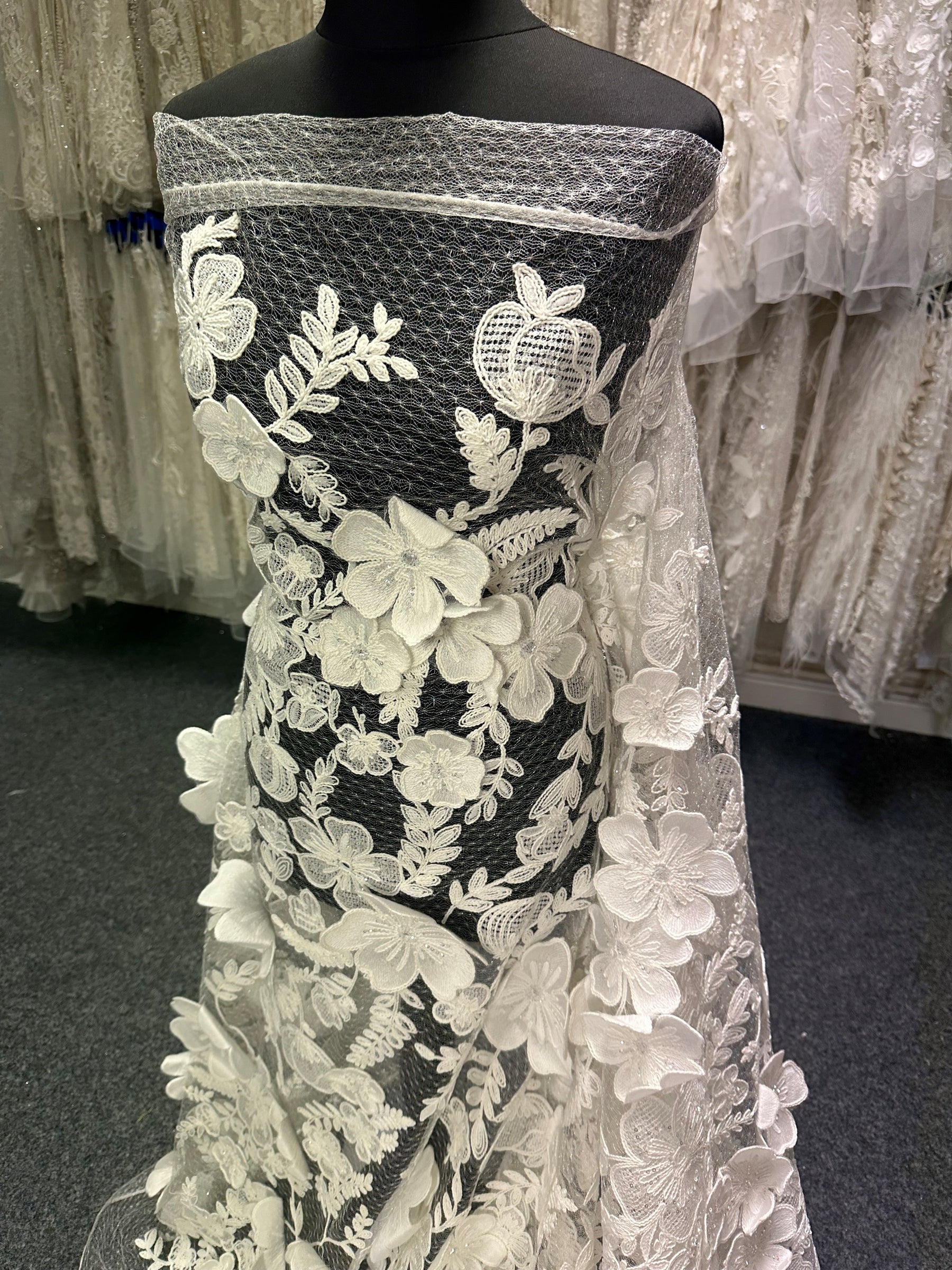 Ivory 3d Flower Lace – Cher