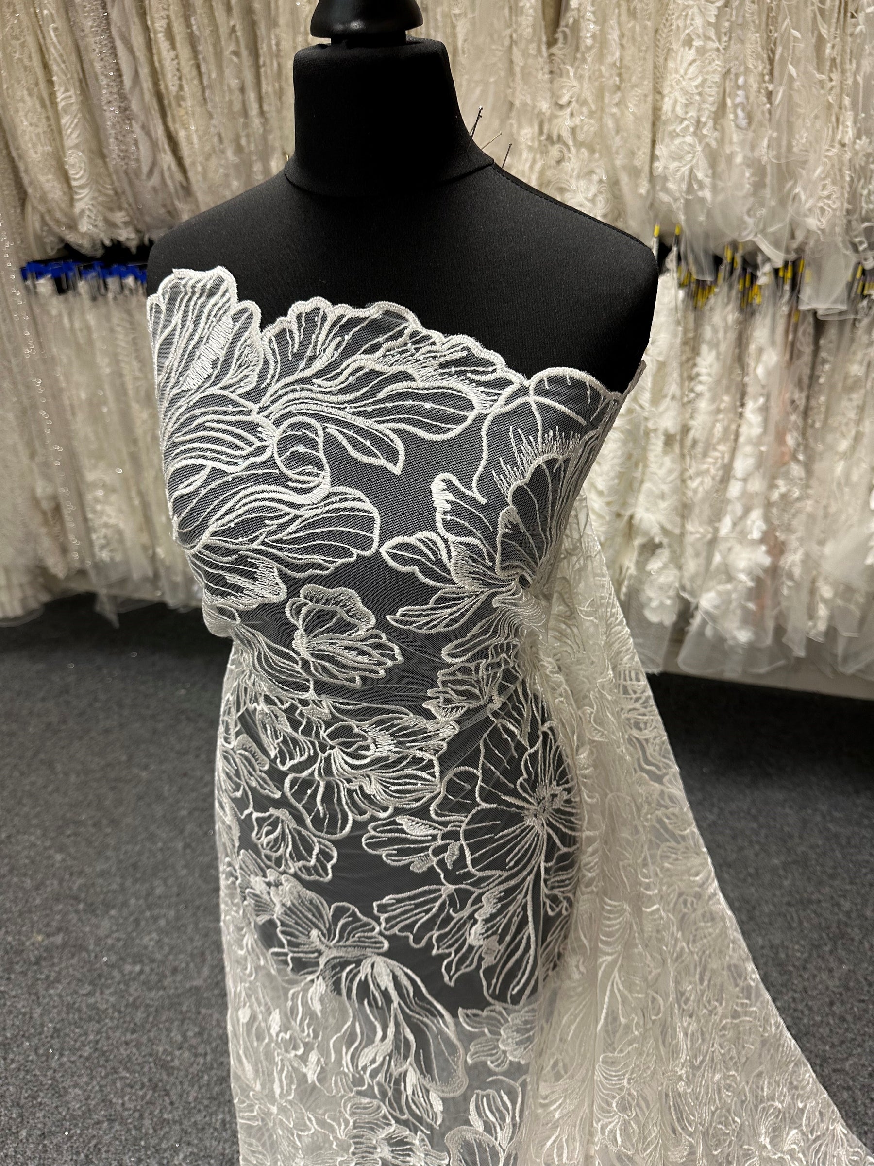 Ivory Embroidered Lace - Cosette