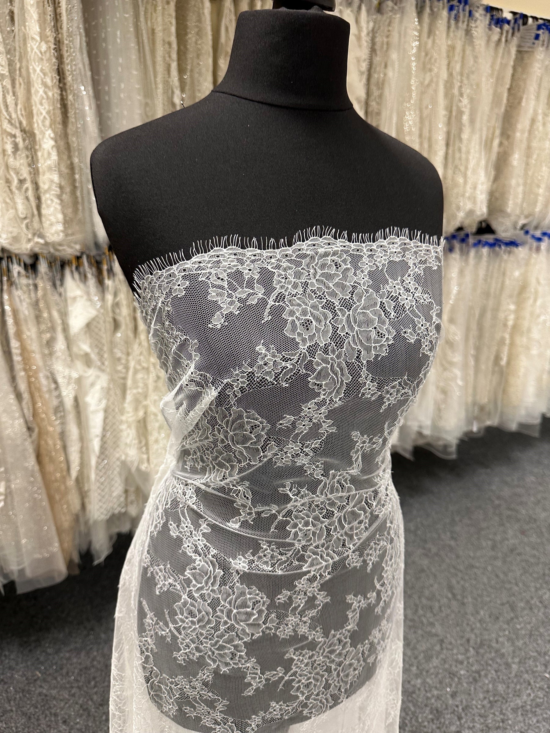 Ivory Chantilly Lace - Camden