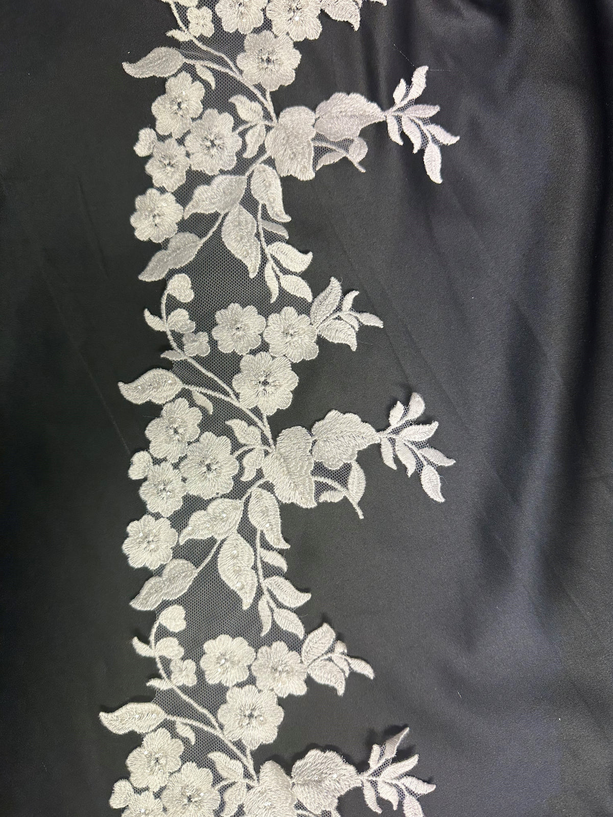 Ivory Sequin Lace Trim - Giddy