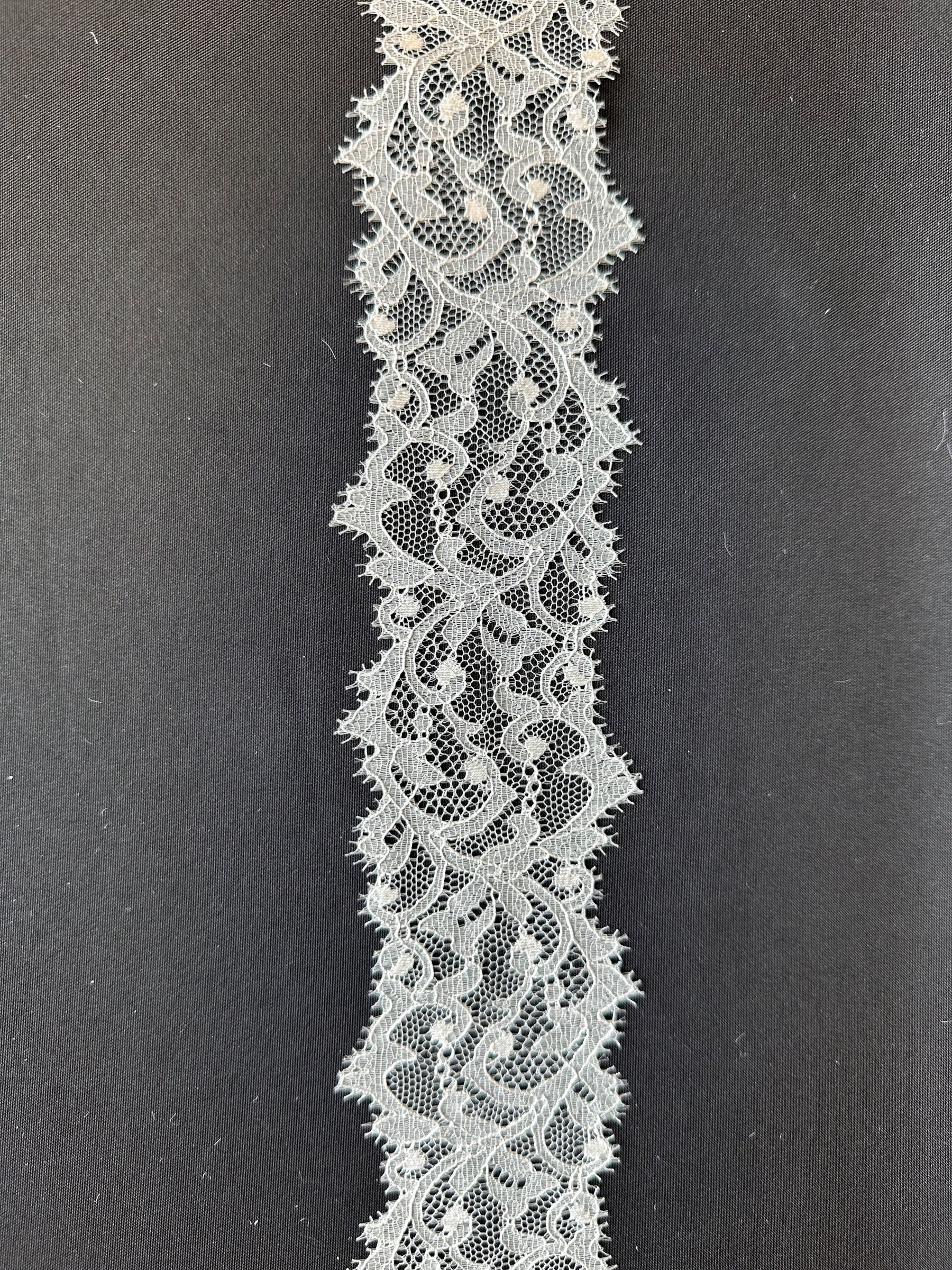 Ivory Lightweight Lace Trim - Merle