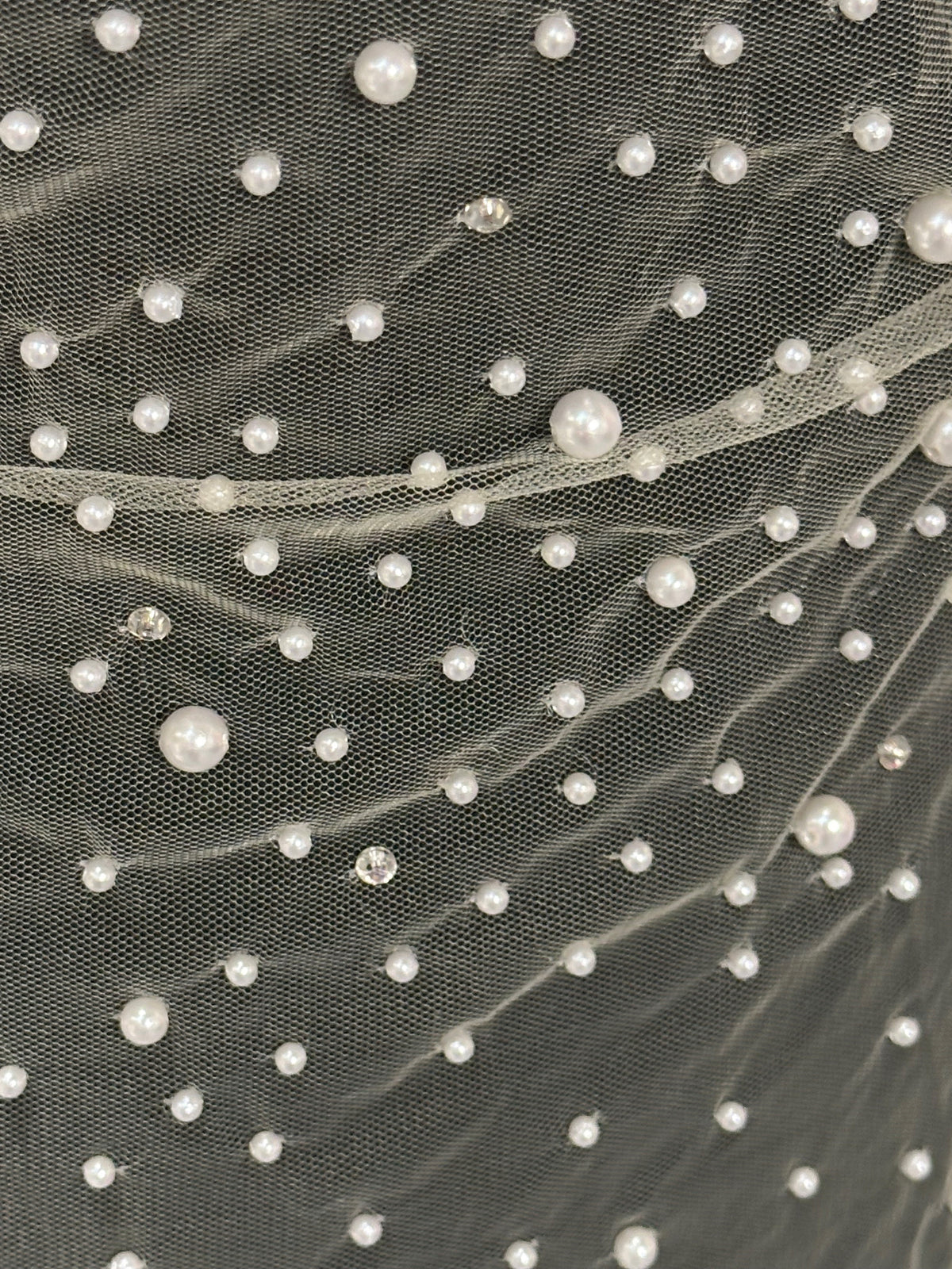 Champagne Pearl Tulle - Maki