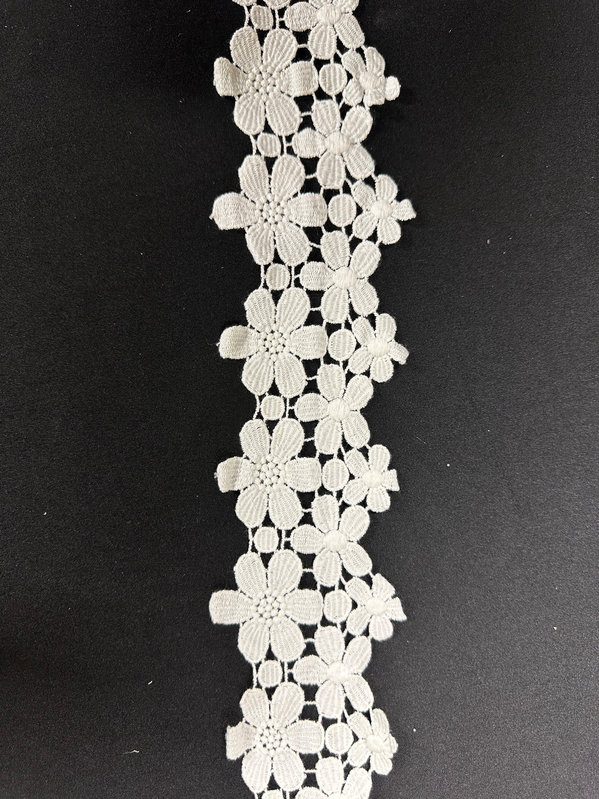 Ivory Guipure Lace Trim - Hawk