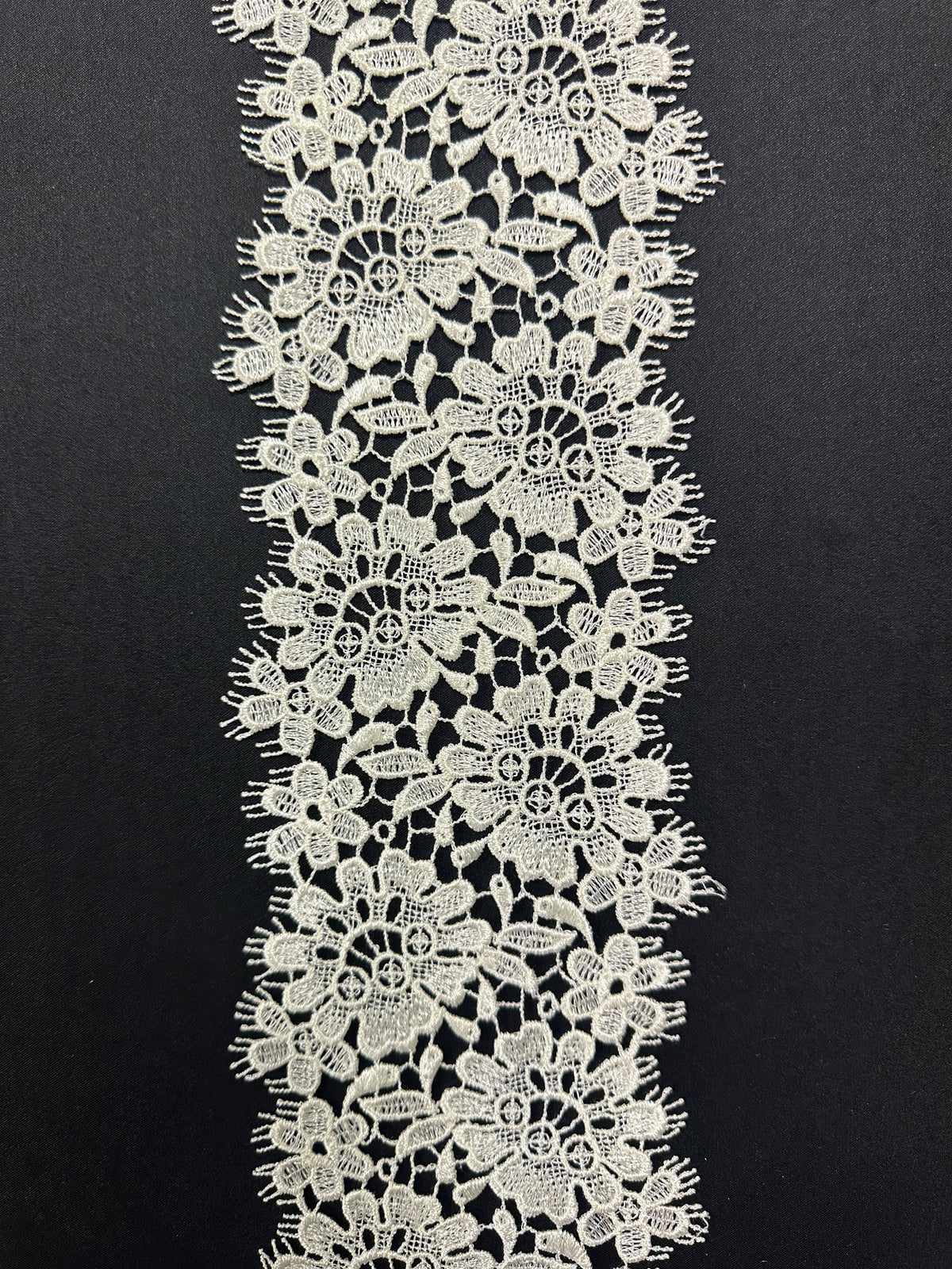 Ivory Guipure Lace Trim - Marilyn