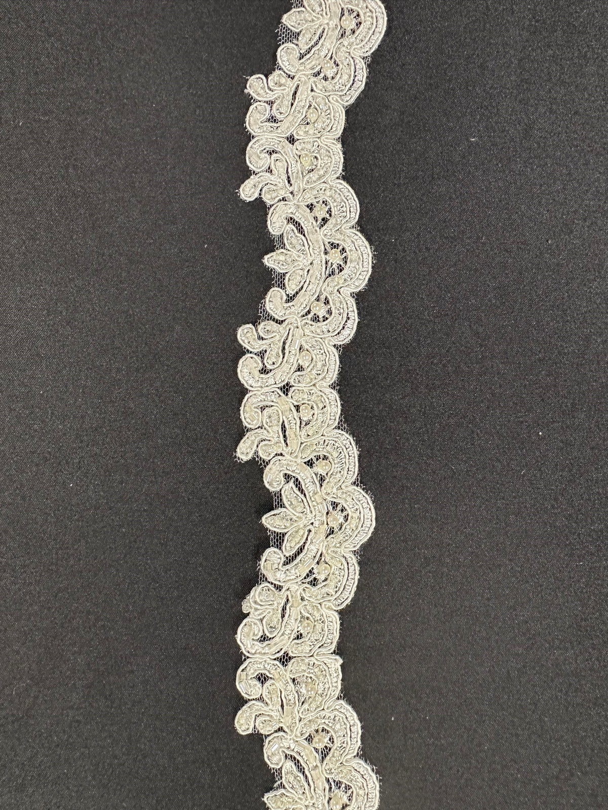 Ivory Corded and Beaded Trim – T 1061 (CF)