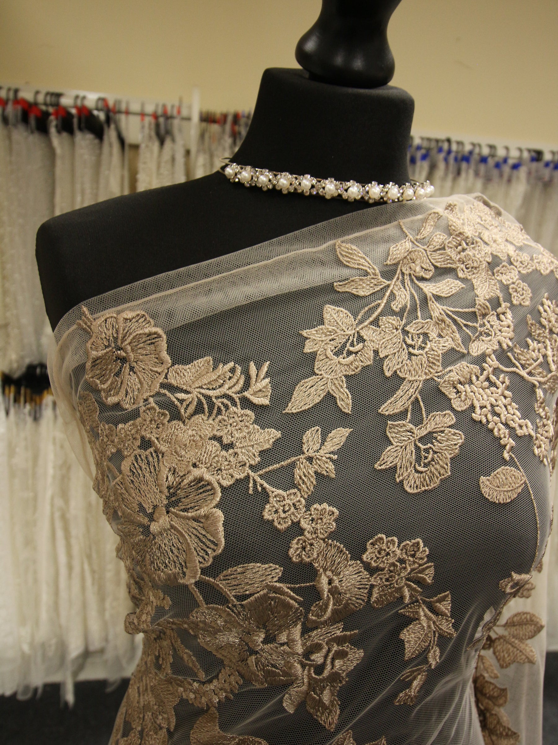 Coffee Embroidery Lace - Garbo