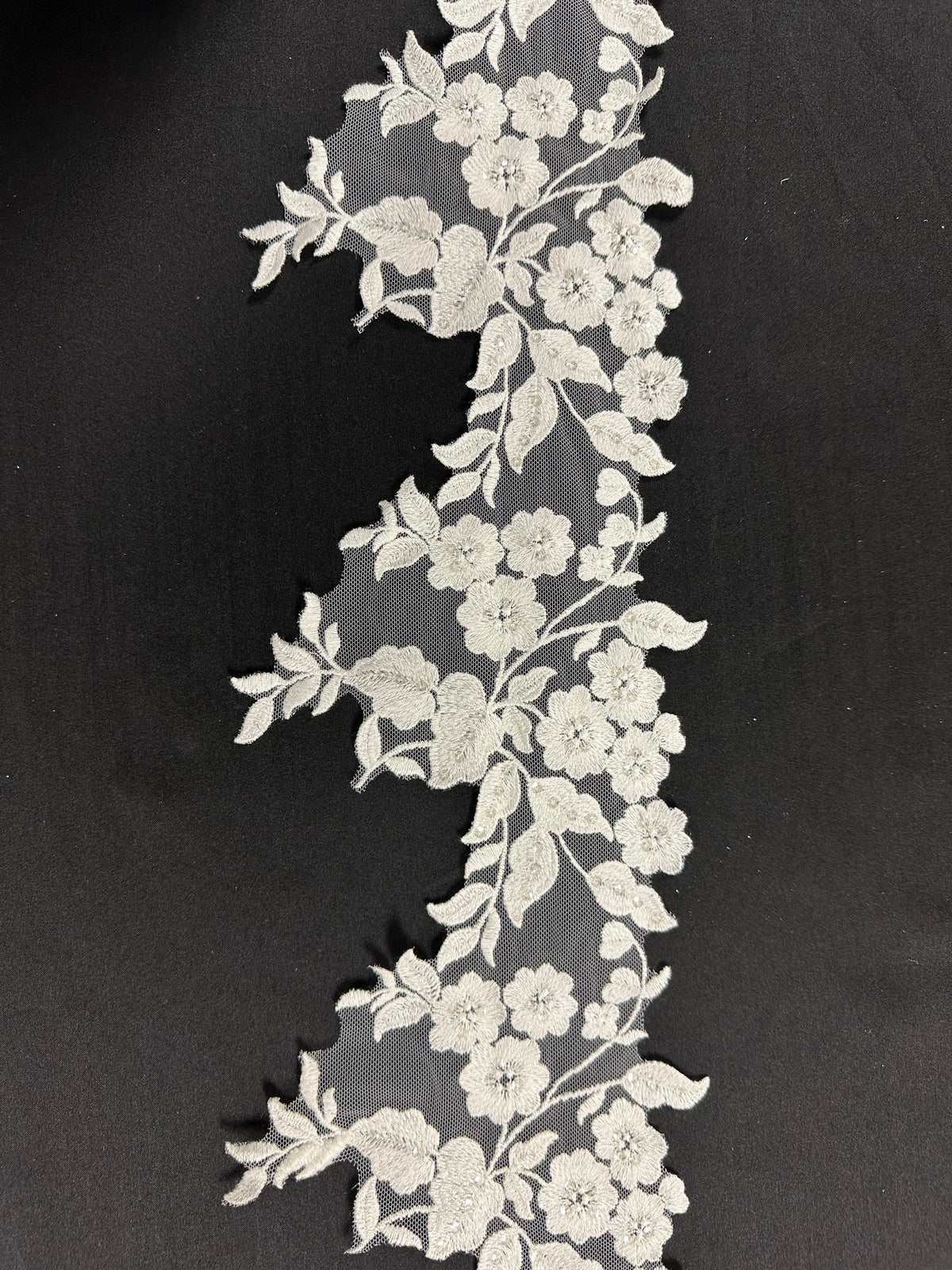 Ivory Sequin Lace Trim - Giddy