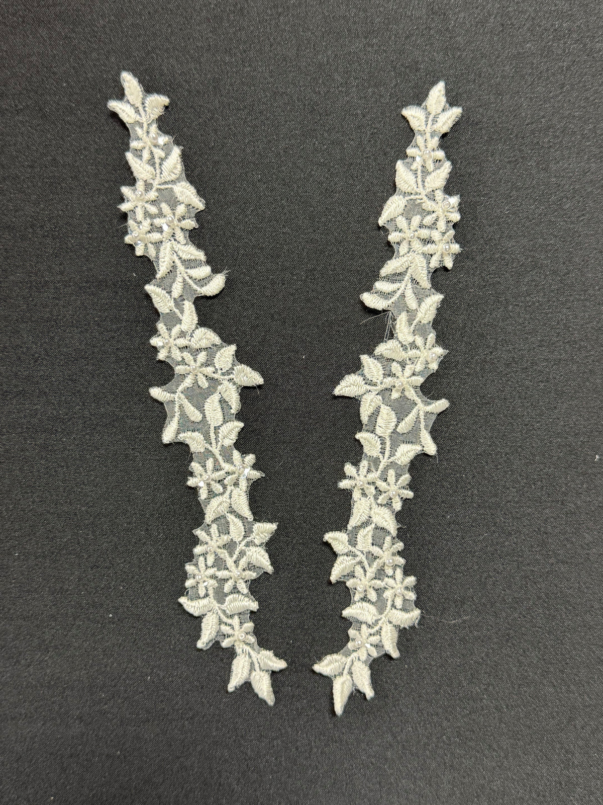 Ivory Beaded Lace Appliques - T28