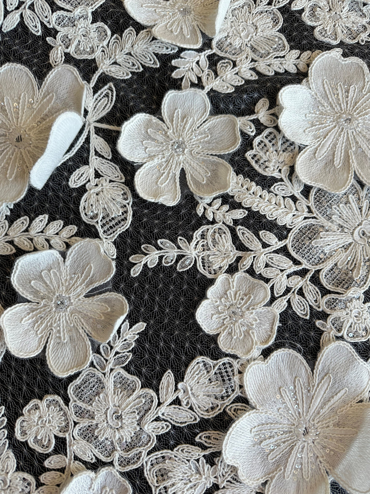 Ivory 3d Flower Lace – Cher