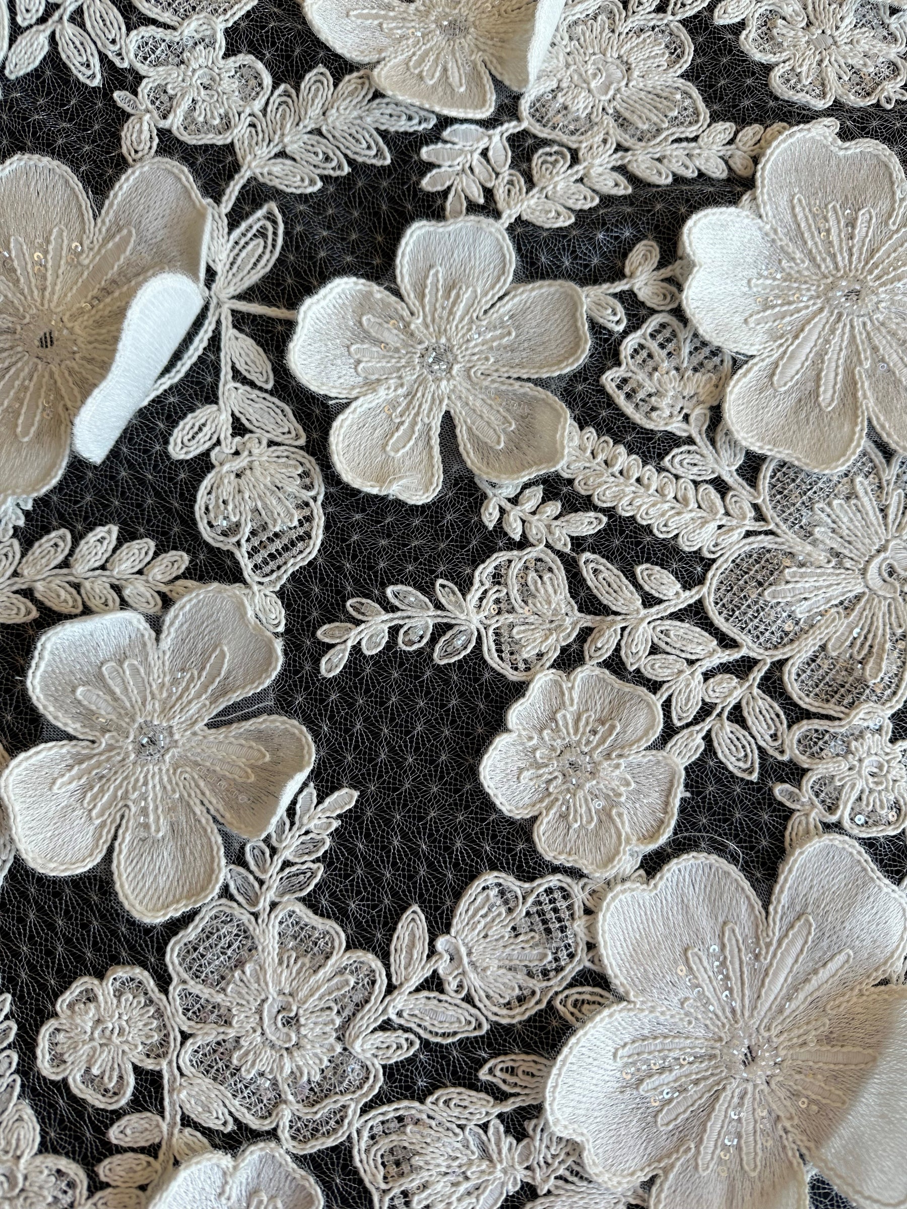 Ivory 3d Flower Lace – Cher