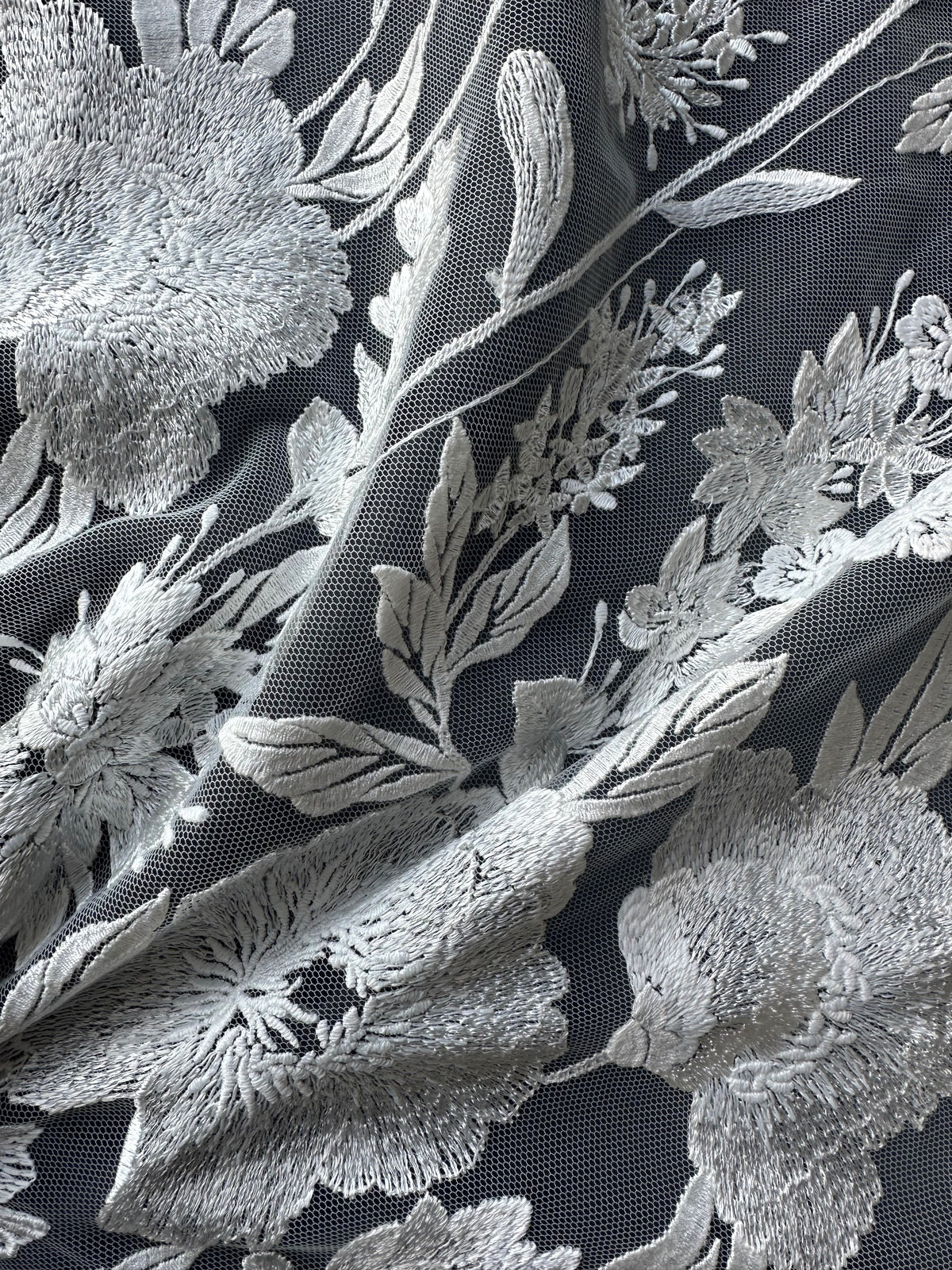 Ivory Embroidered Lace - Genby