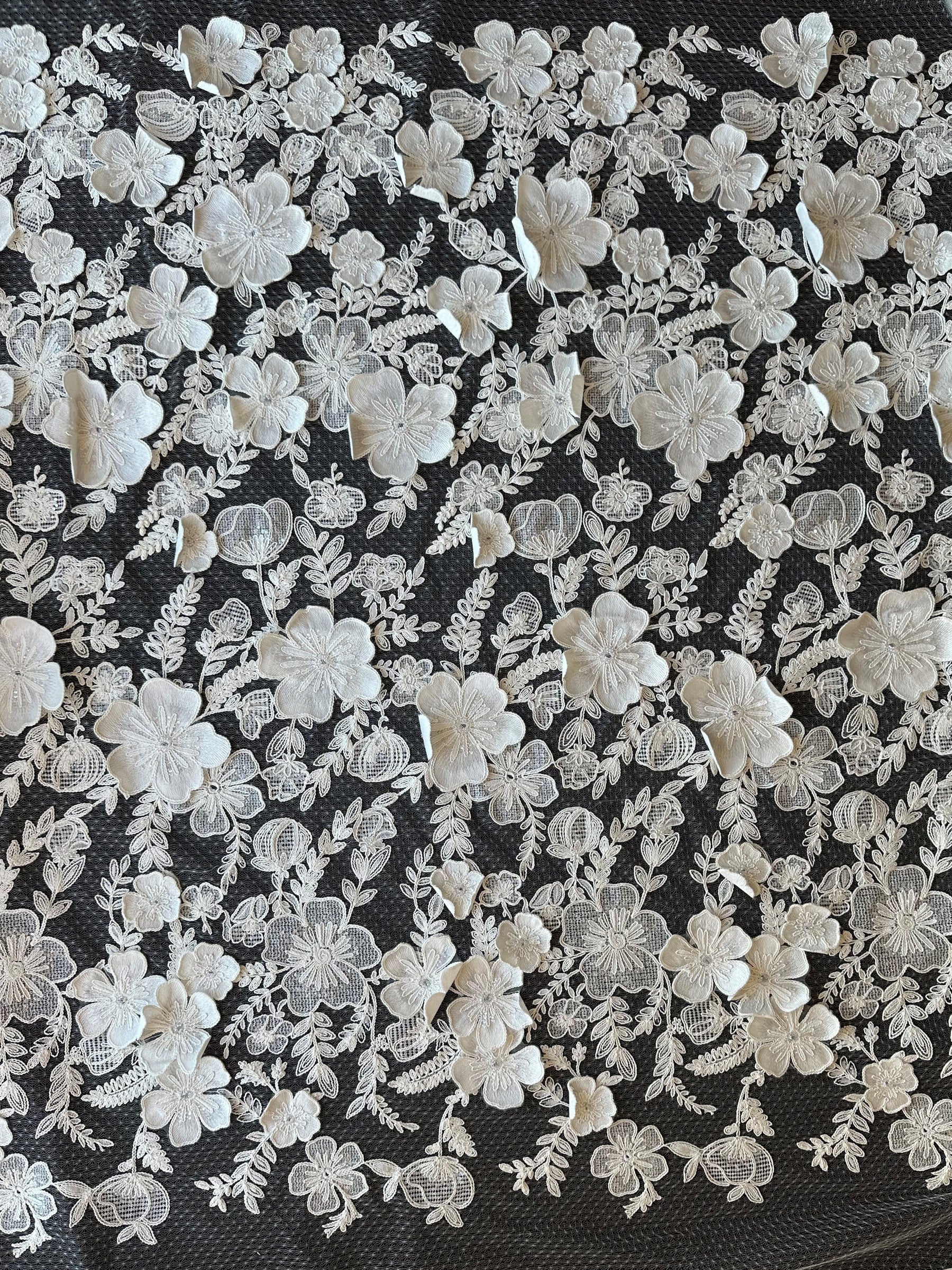 Ivory 3d Flower Lace – Cher