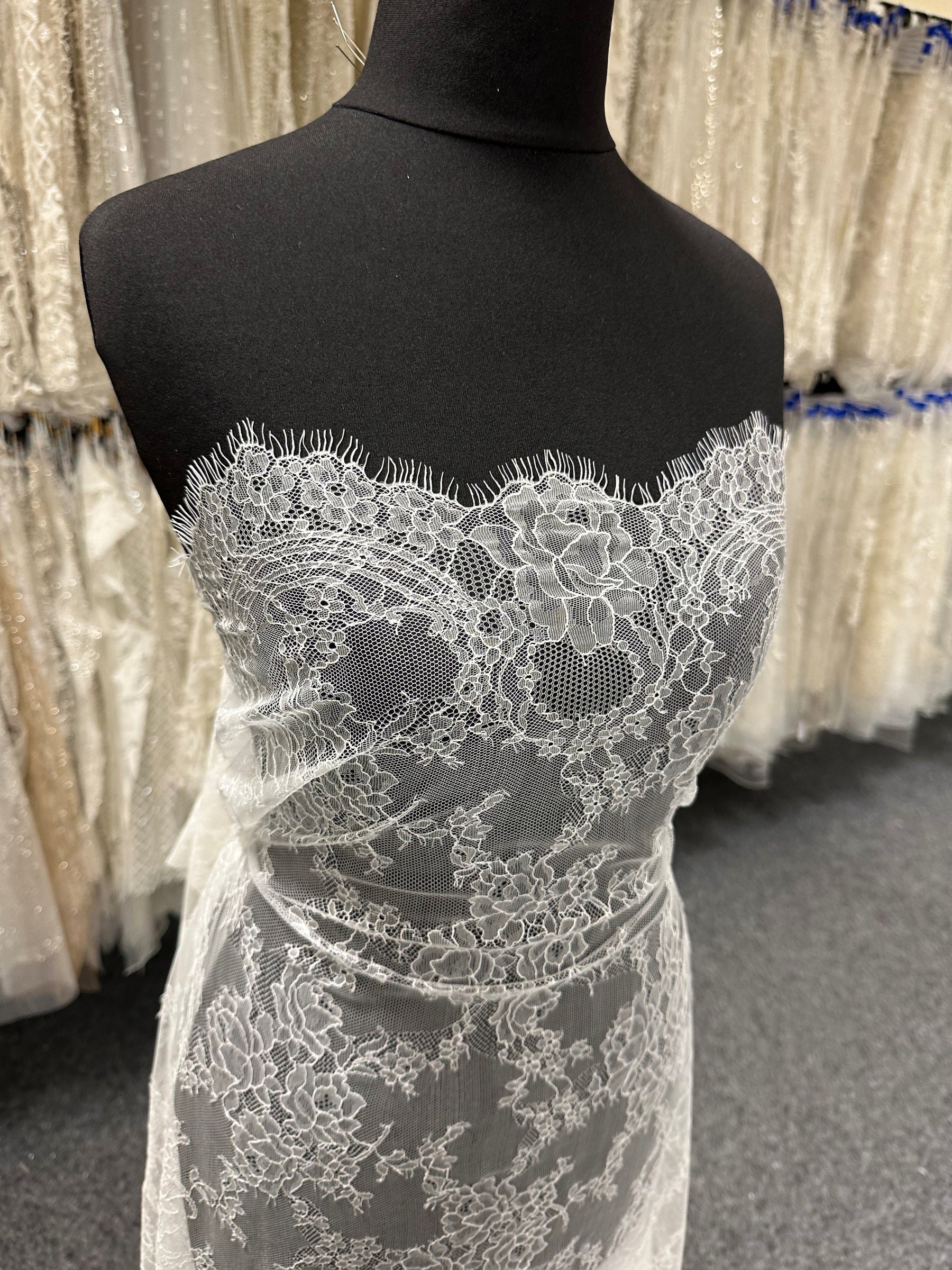 Ivory Chantilly Lace - Camden