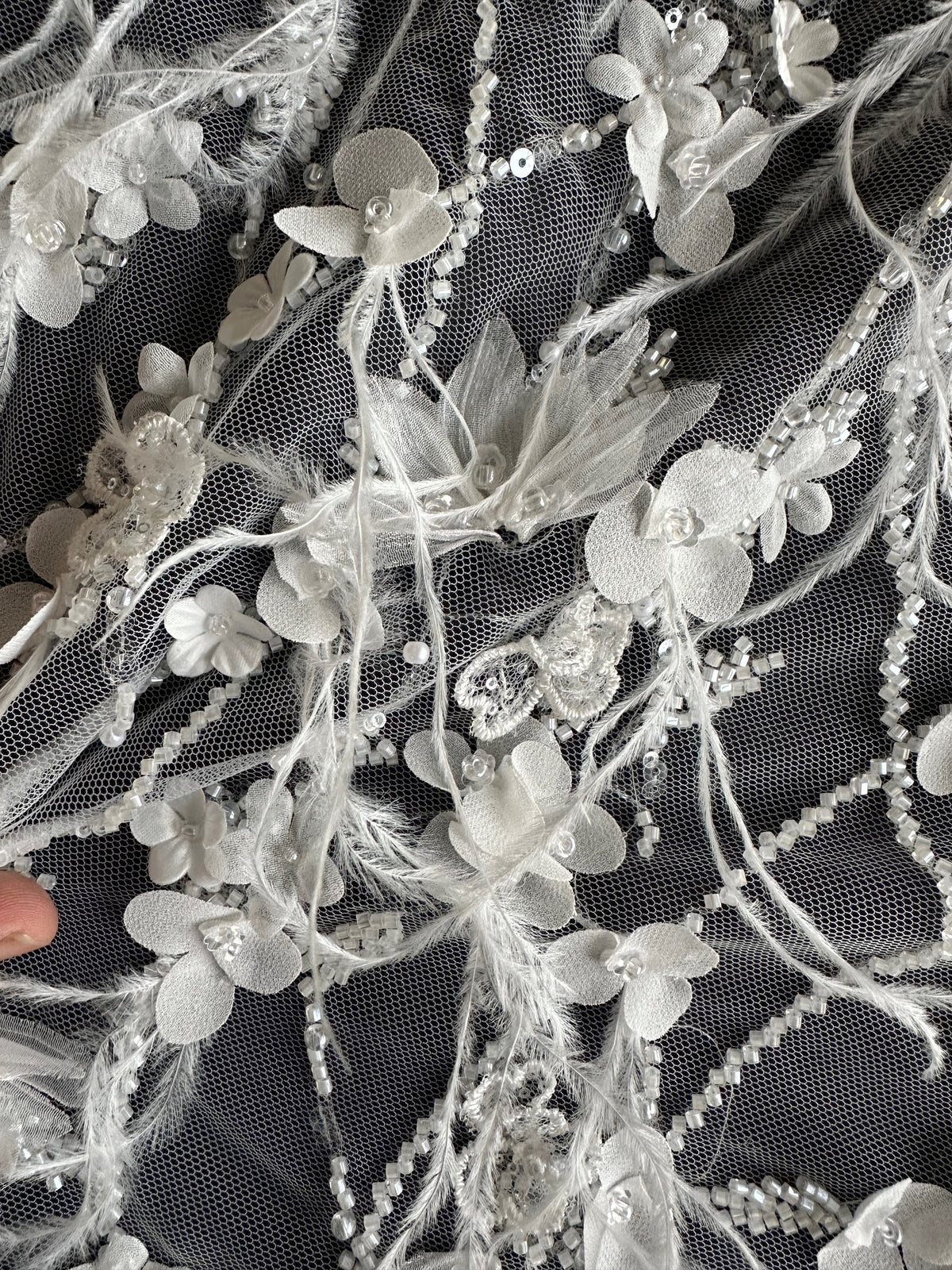 Ivory Feather Lace - Zuly