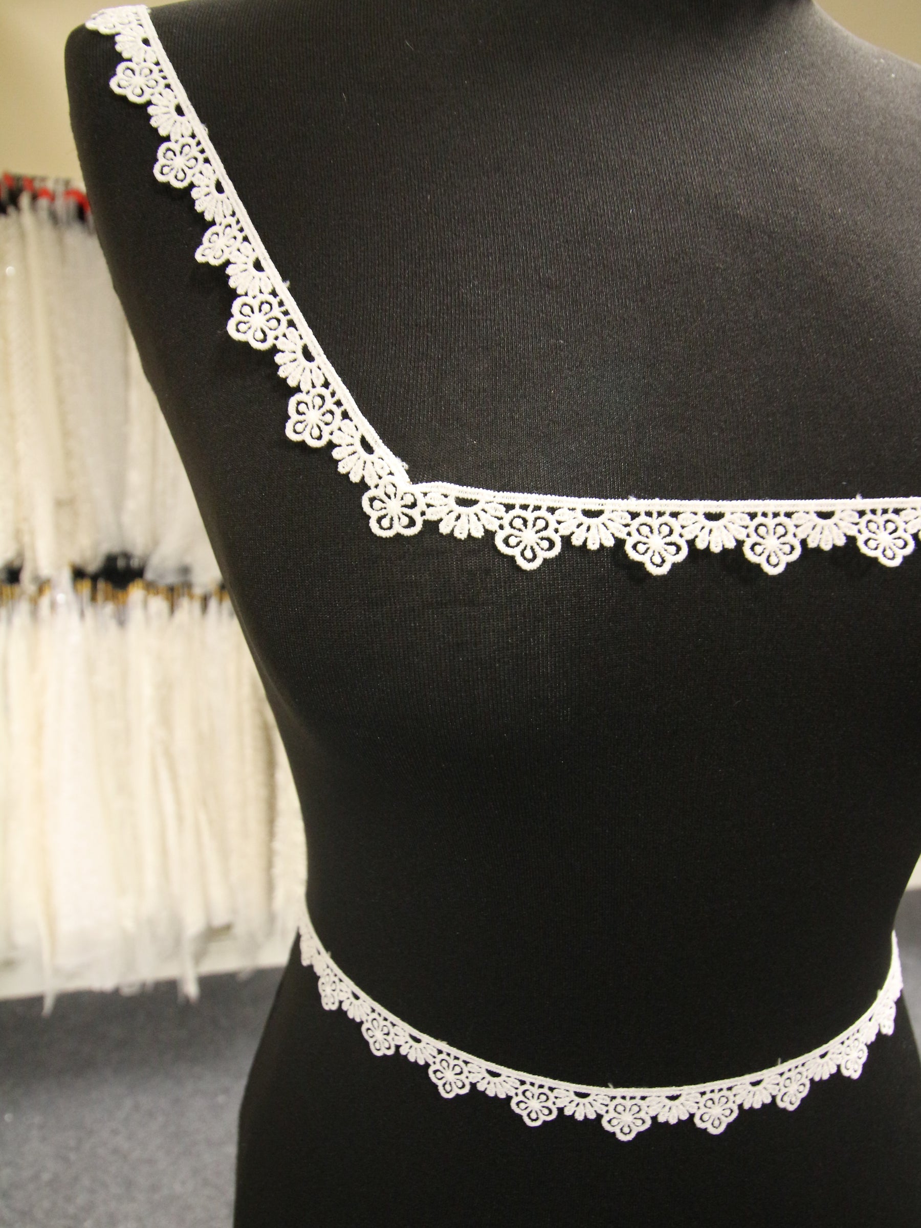 Ivory Lace Trim - Mahogany