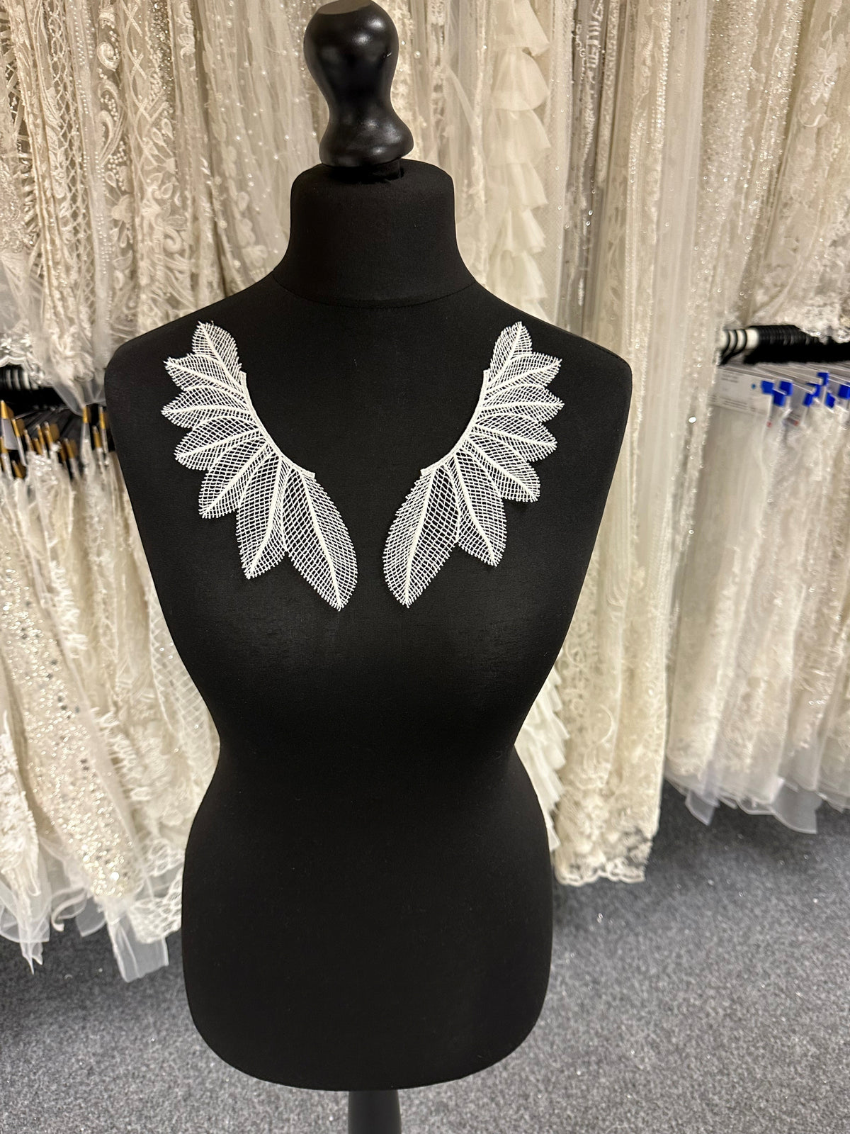 Ivory Embroidered Appliques - MT8008