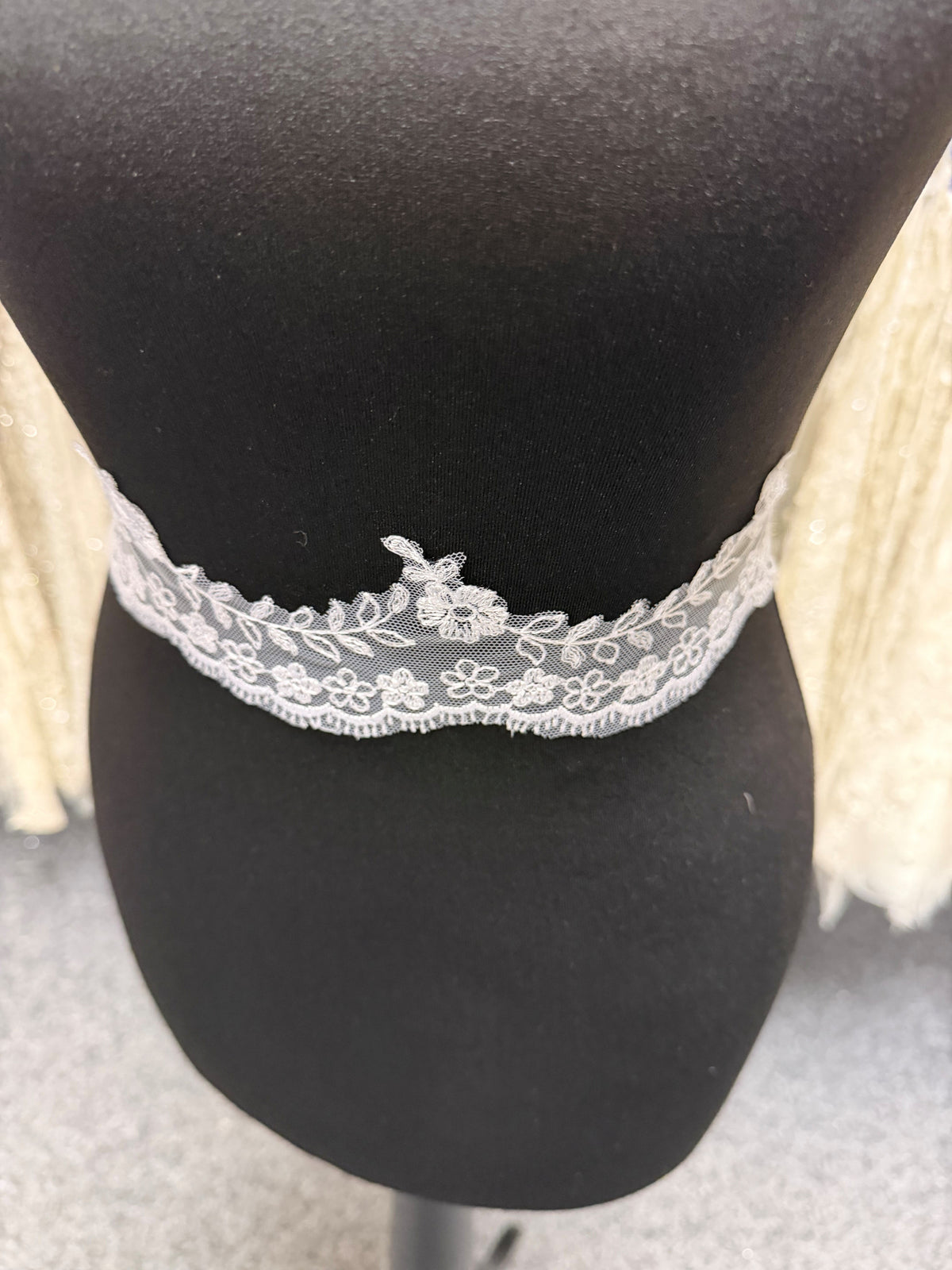 White Embroidered Lace Trim - T53