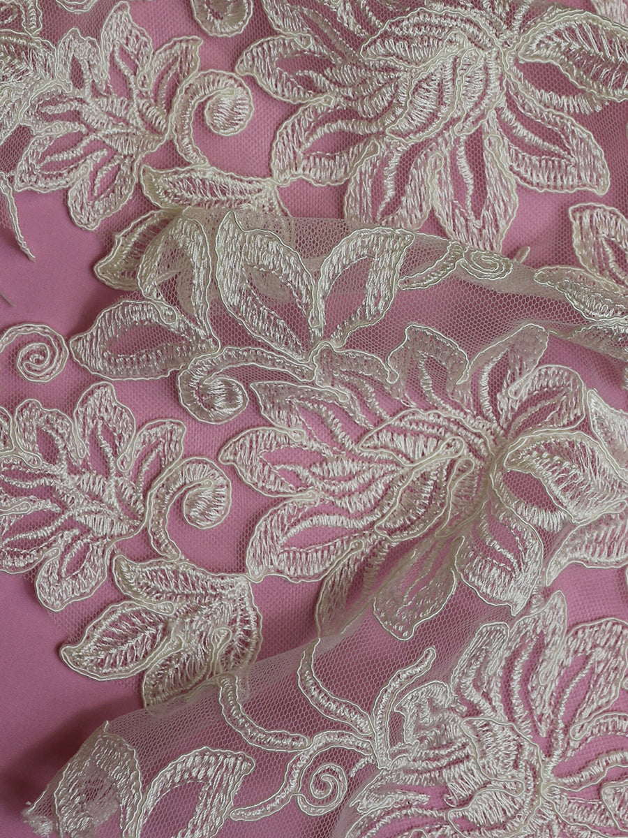 Ivory Corded Lace Trim - Connecticut