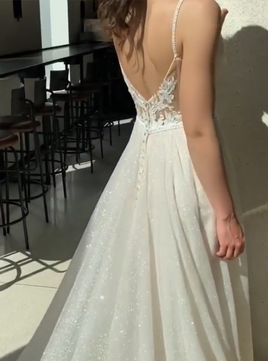 Silver on Ivory Glitter Tulle (300cm/119") – Effervescence