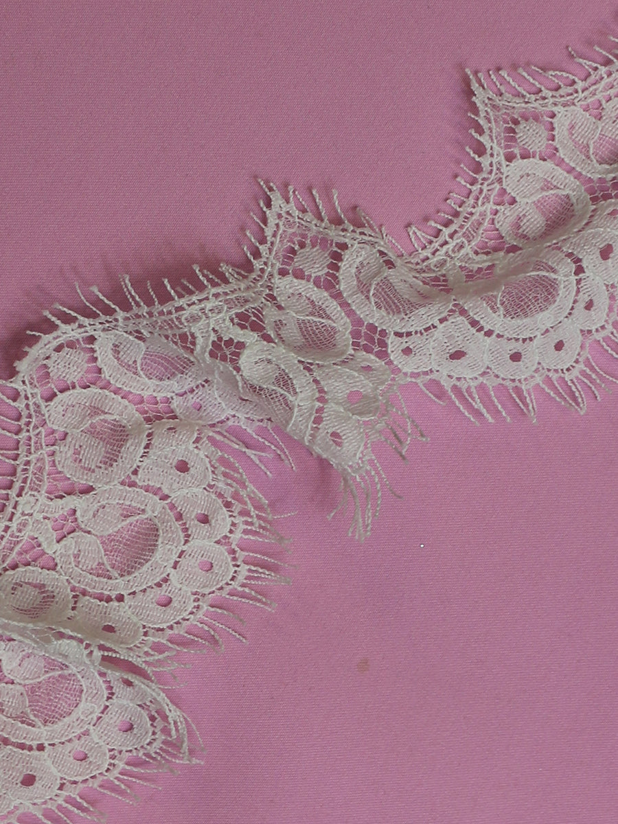 Ivory Lace Trim - Foxy